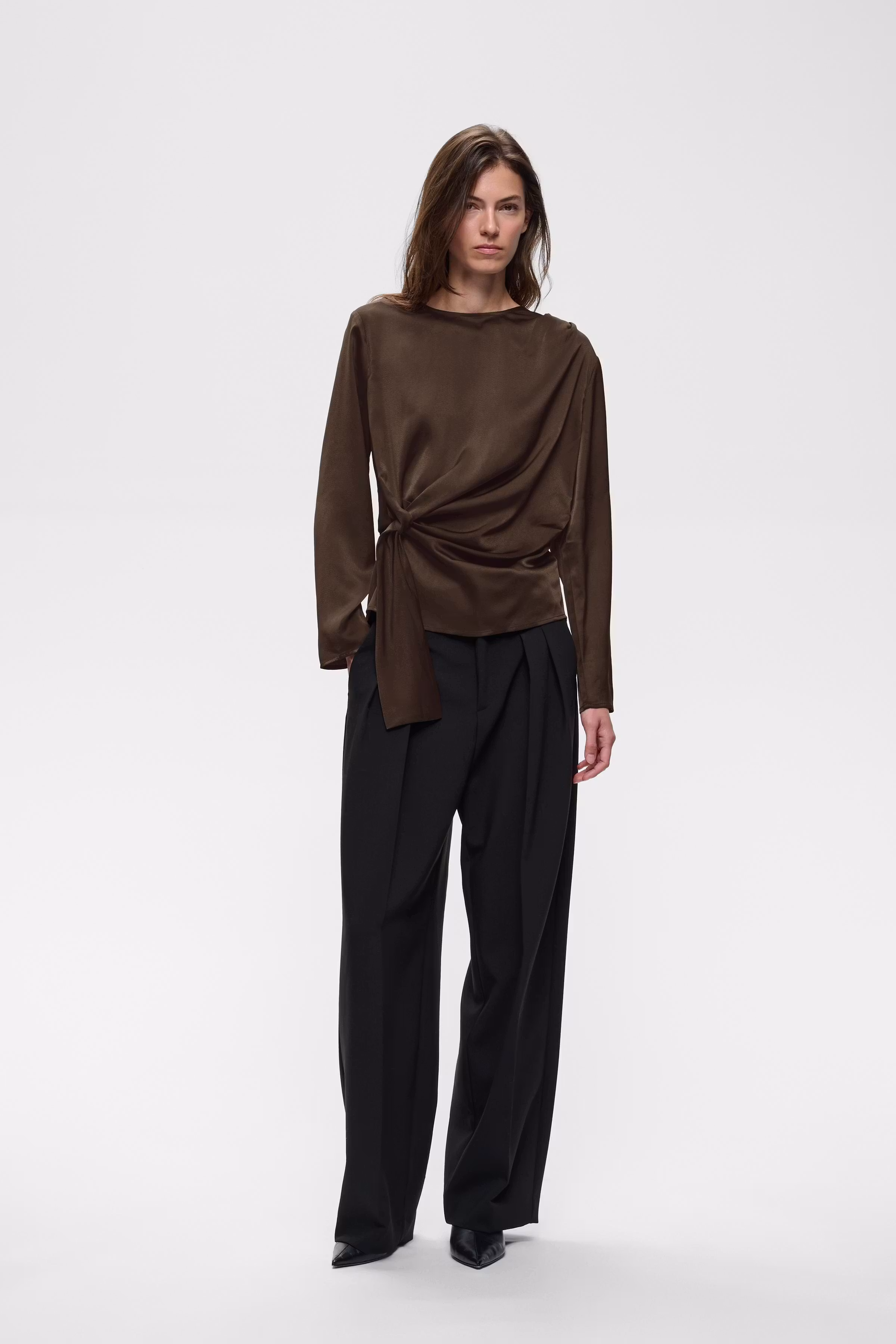 SATINEIW Blouse LOOKBOOK FRONT 30113429-191109