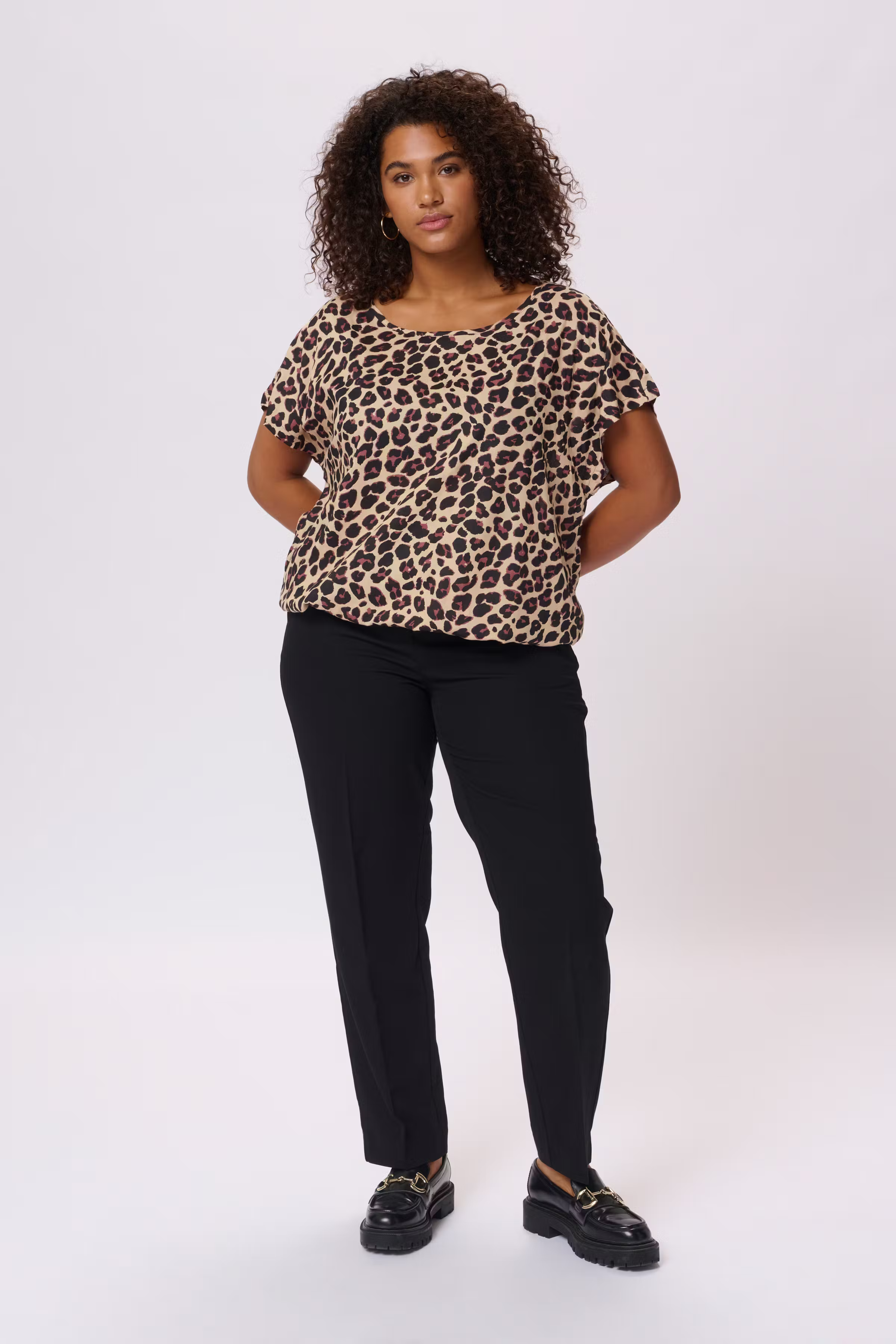 KCsonna Leopard Blouse LOOKBOOK FRONT 10581446-104451