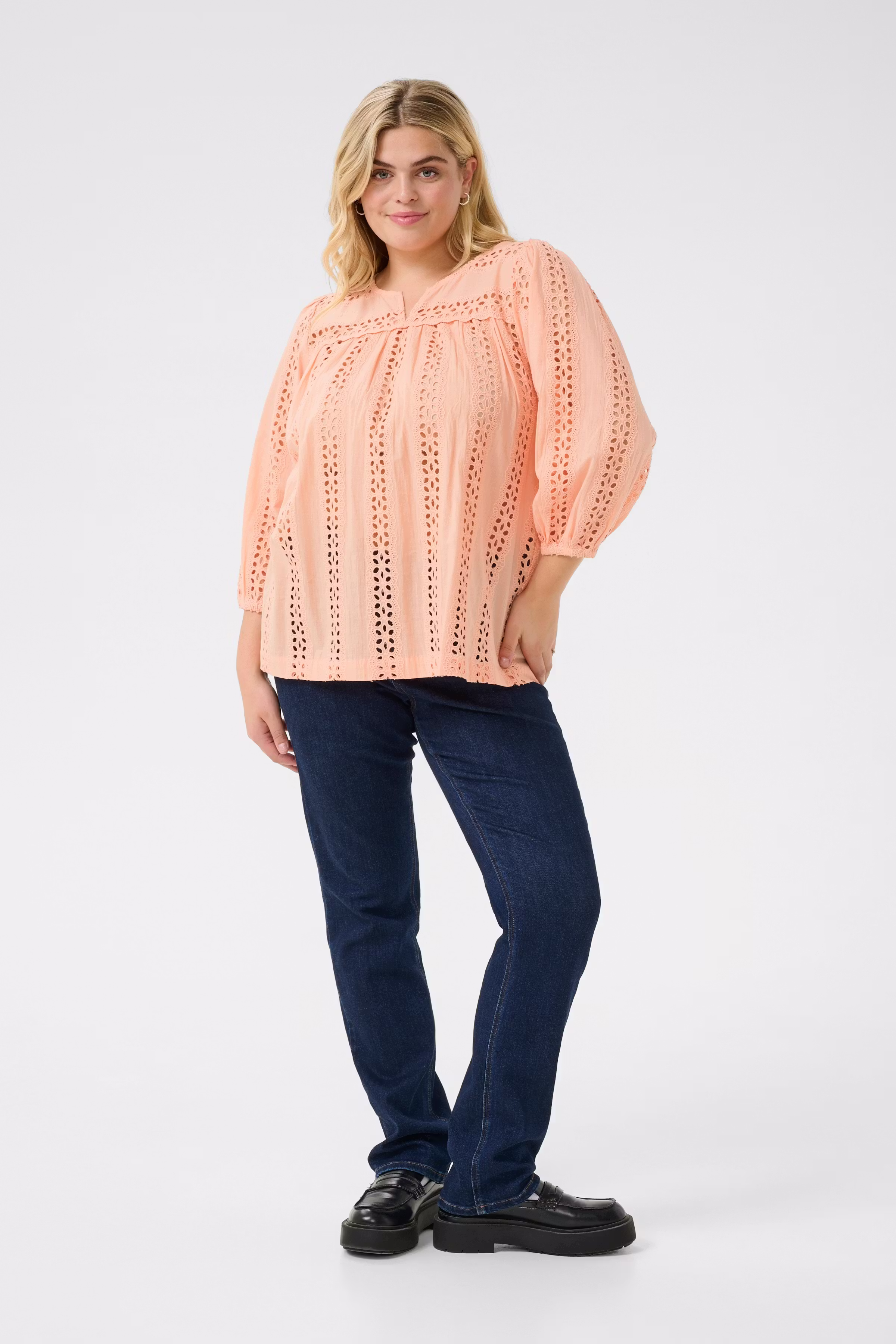 KCrandi Bluse LOOKBOOK FRONT 10583093-141228