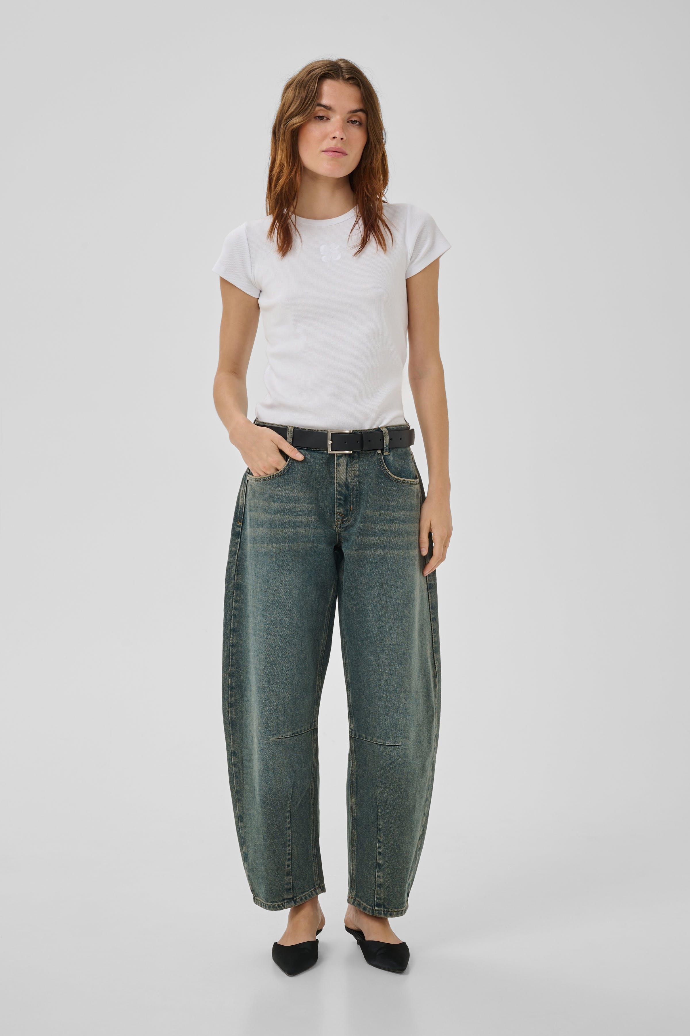 MWHottie Jeans LOOKBOOK FRONT 10705840-100066