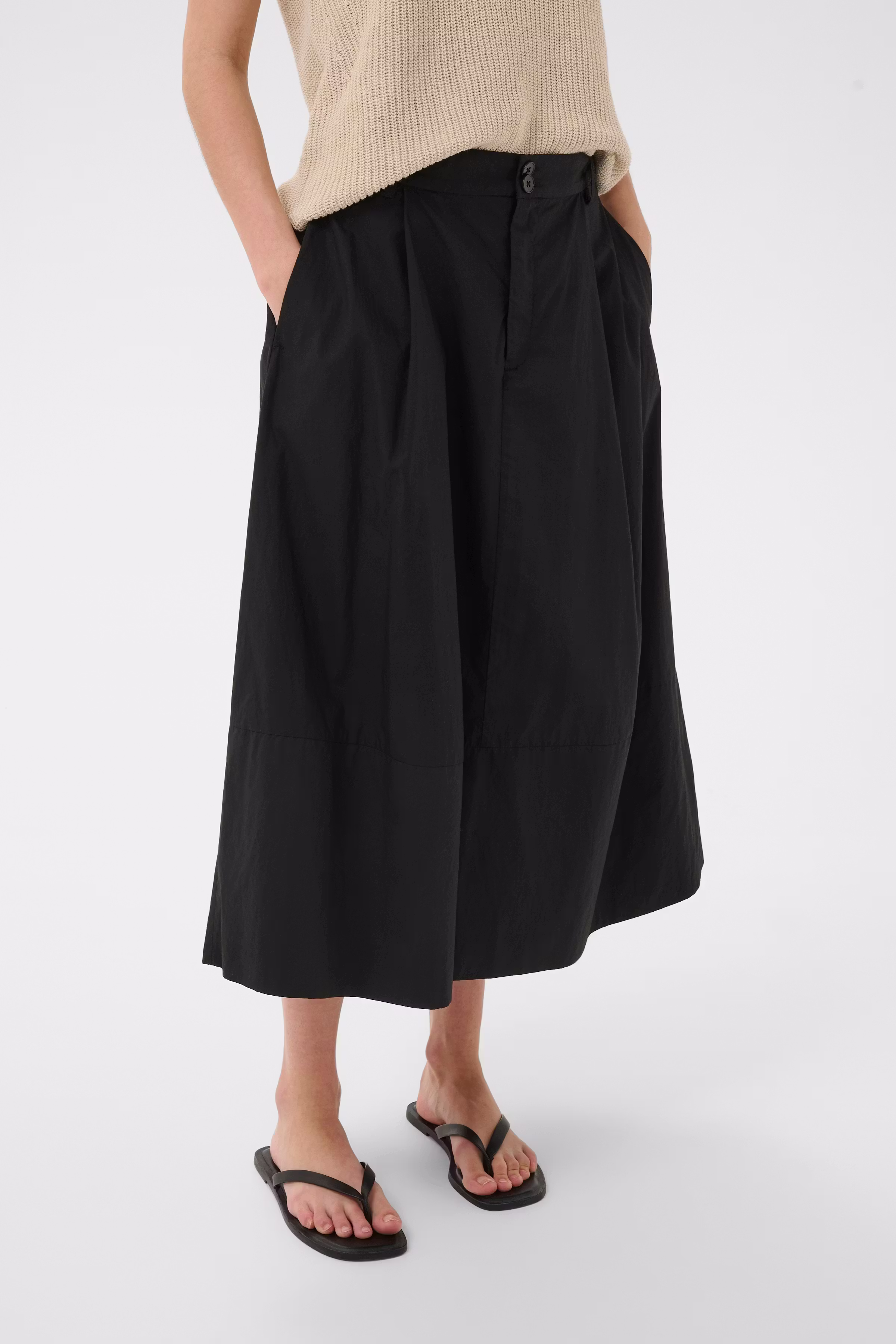 BojanaPW Skirt LOOKBOOK FRONT 30310545-194008