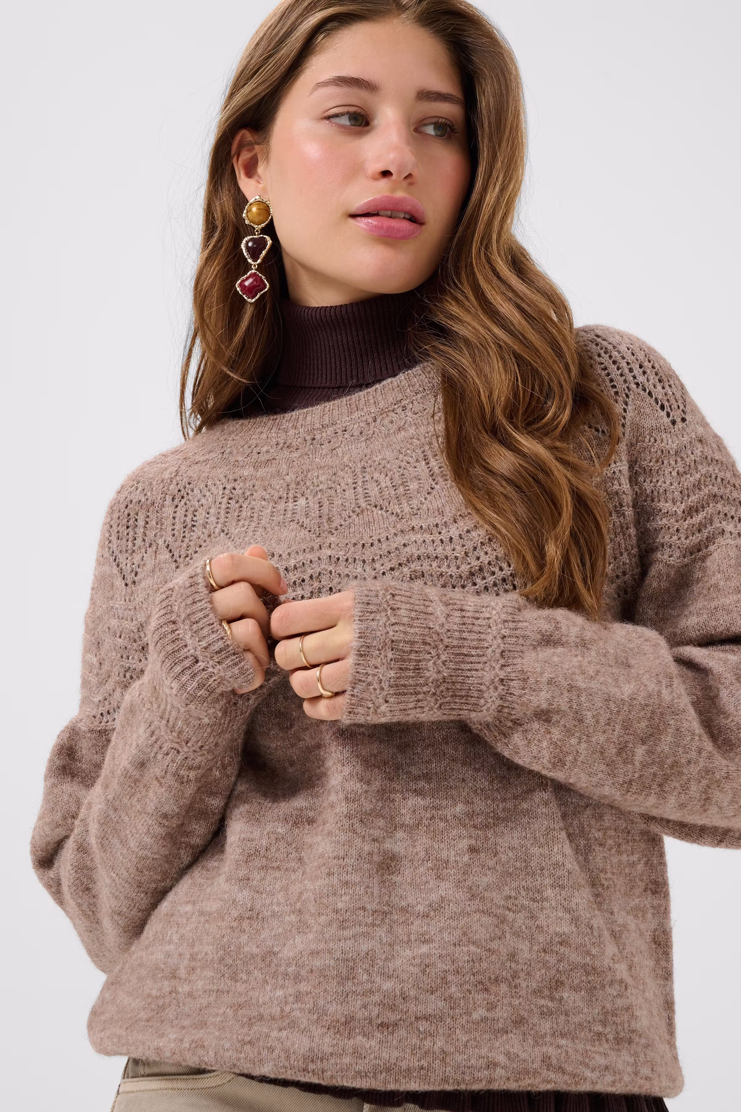 CRJunah Pullover LOOKBOOK DETAIL 10615297-109936