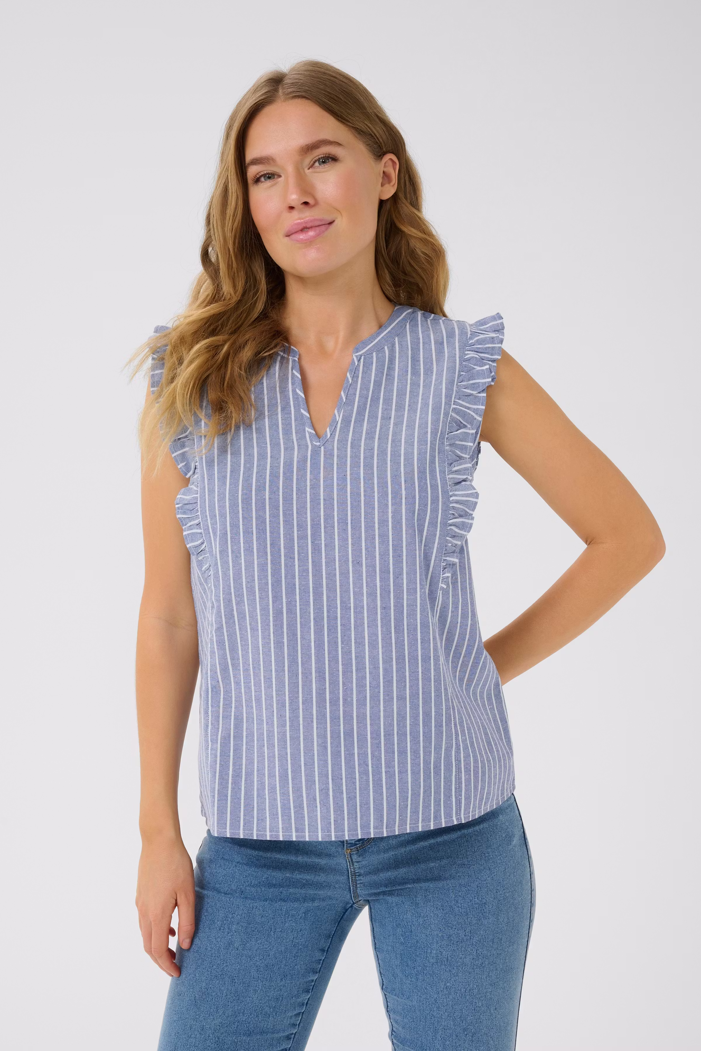 BPmalena Blus LOOKBOOK FRONT 10590900-107817B