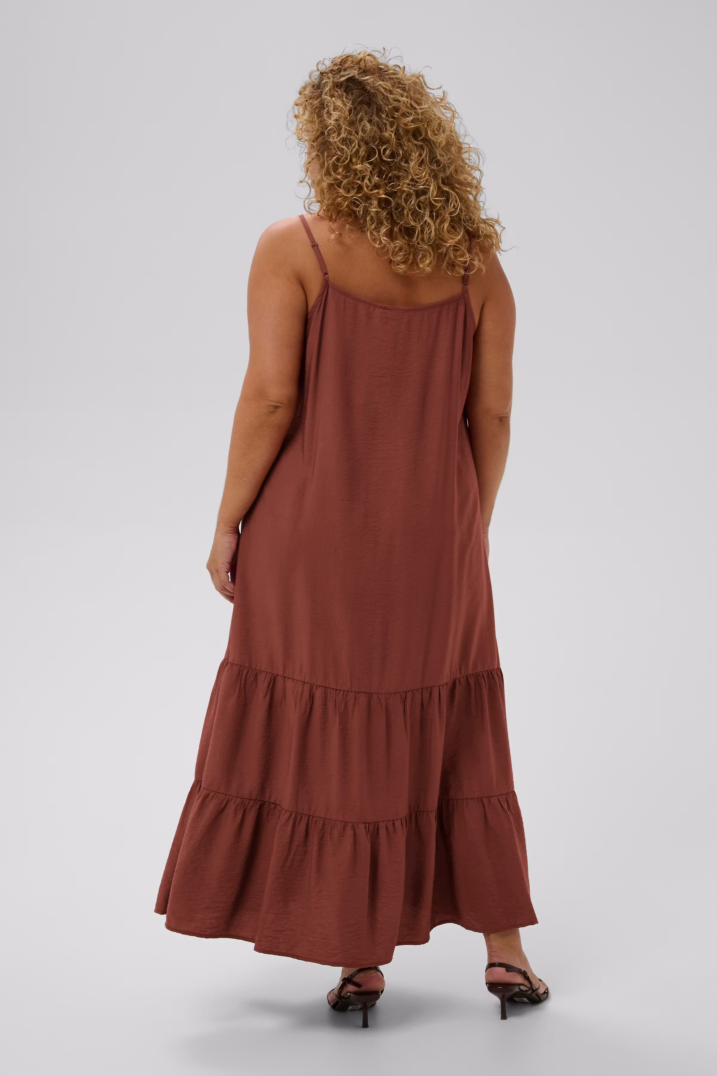 KCemilia Dress LOOKBOOK BACK 10584150-191334