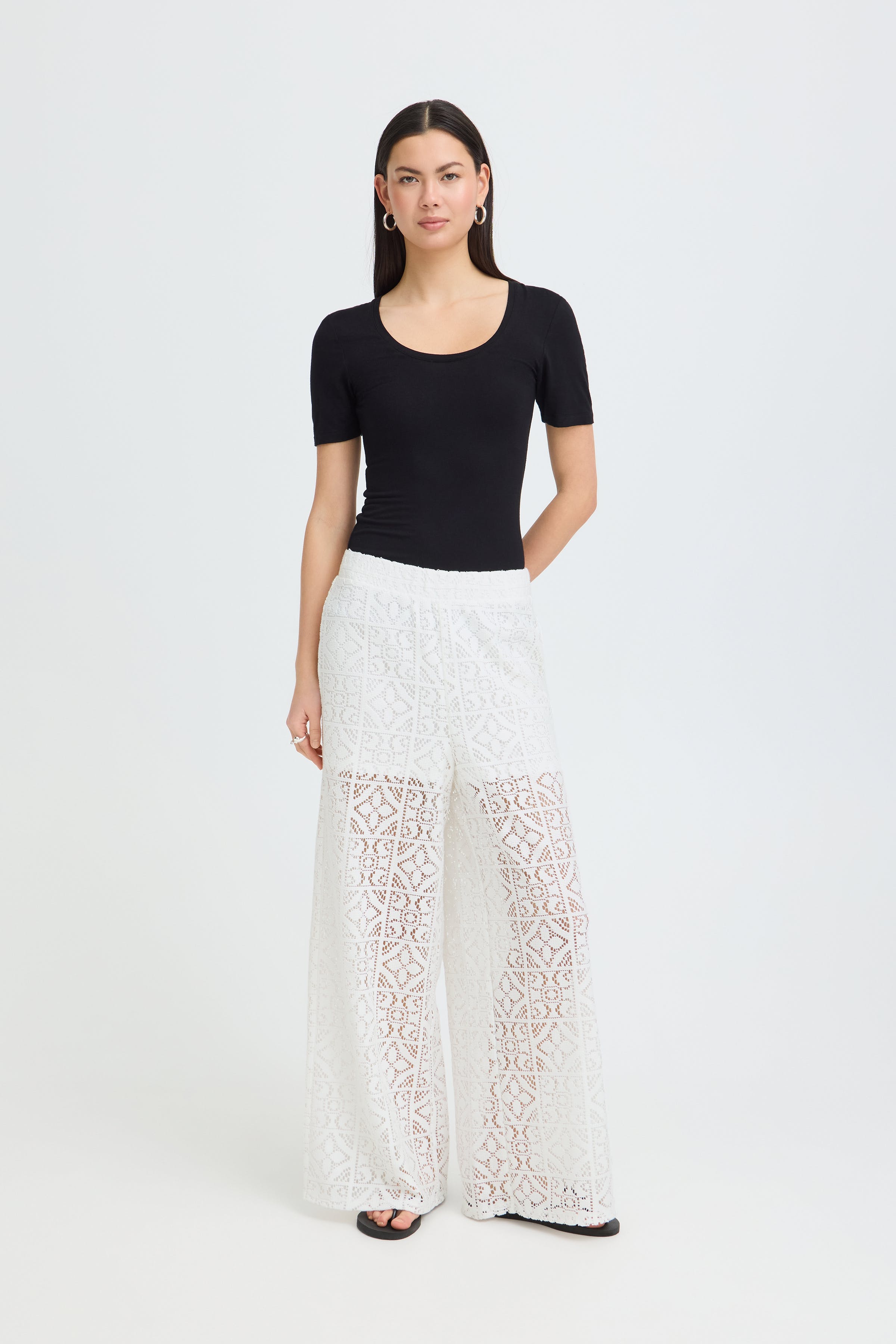 IHNAIMA Byxor LOOKBOOK FRONT 20126571-114201