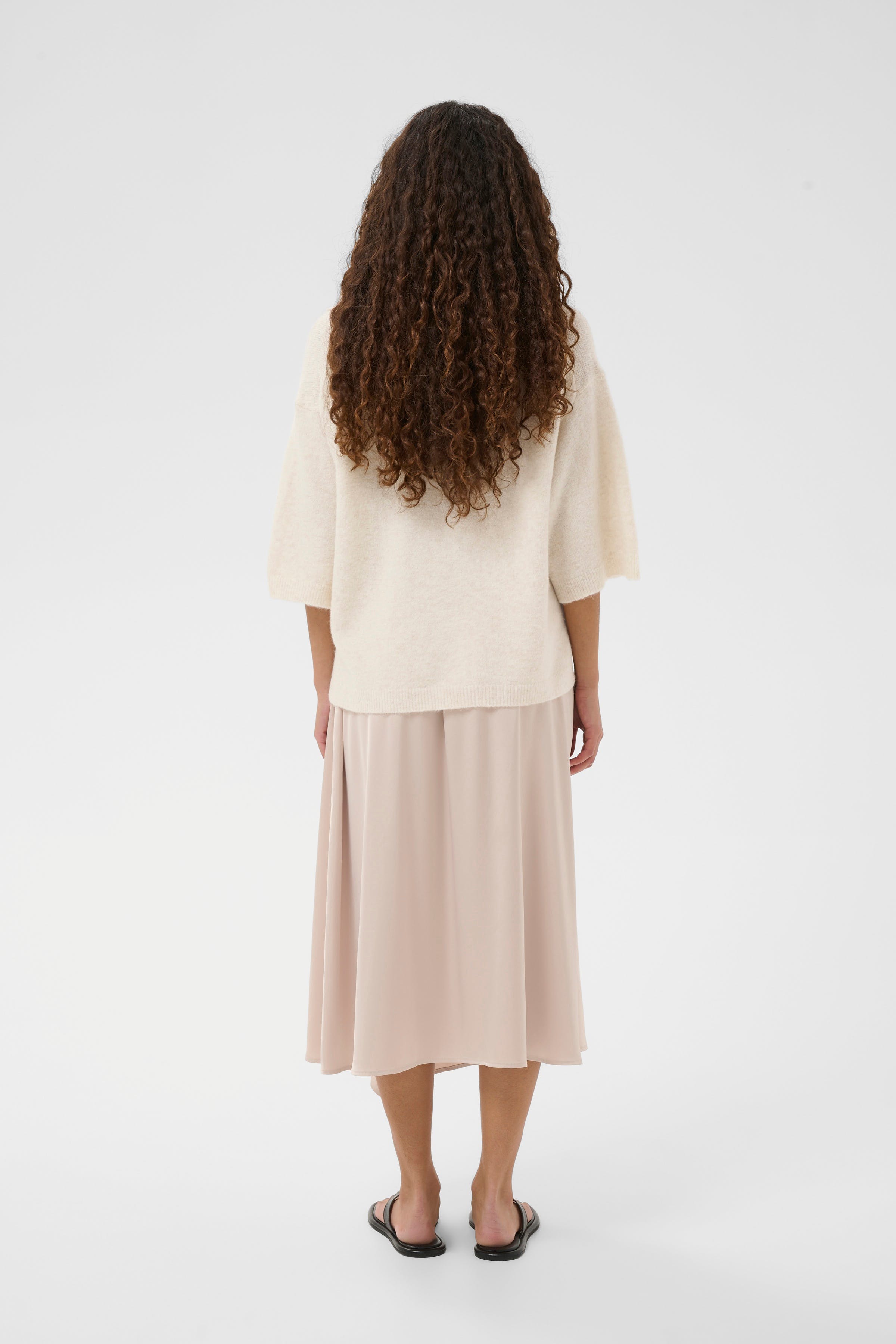 GUNIIW Polo Pullover LOOKBOOK BACK 30112413-1107011