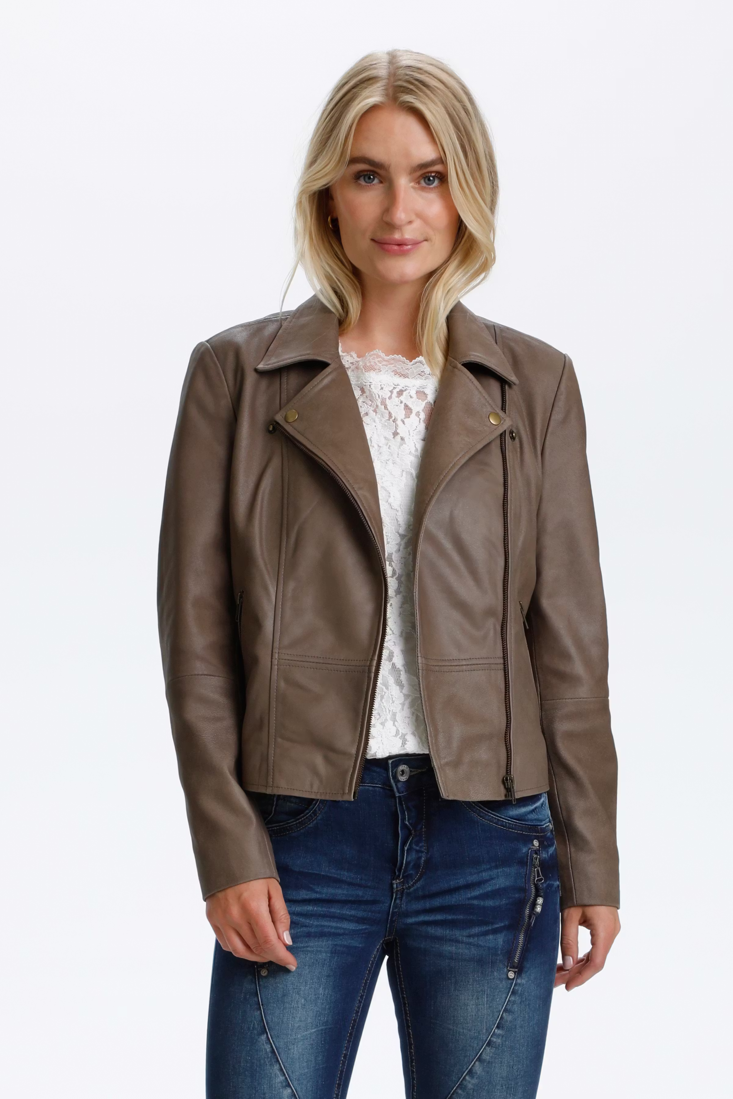 CRRabia Casual Jacke LOOKBOOK FRONT 10609703-171410