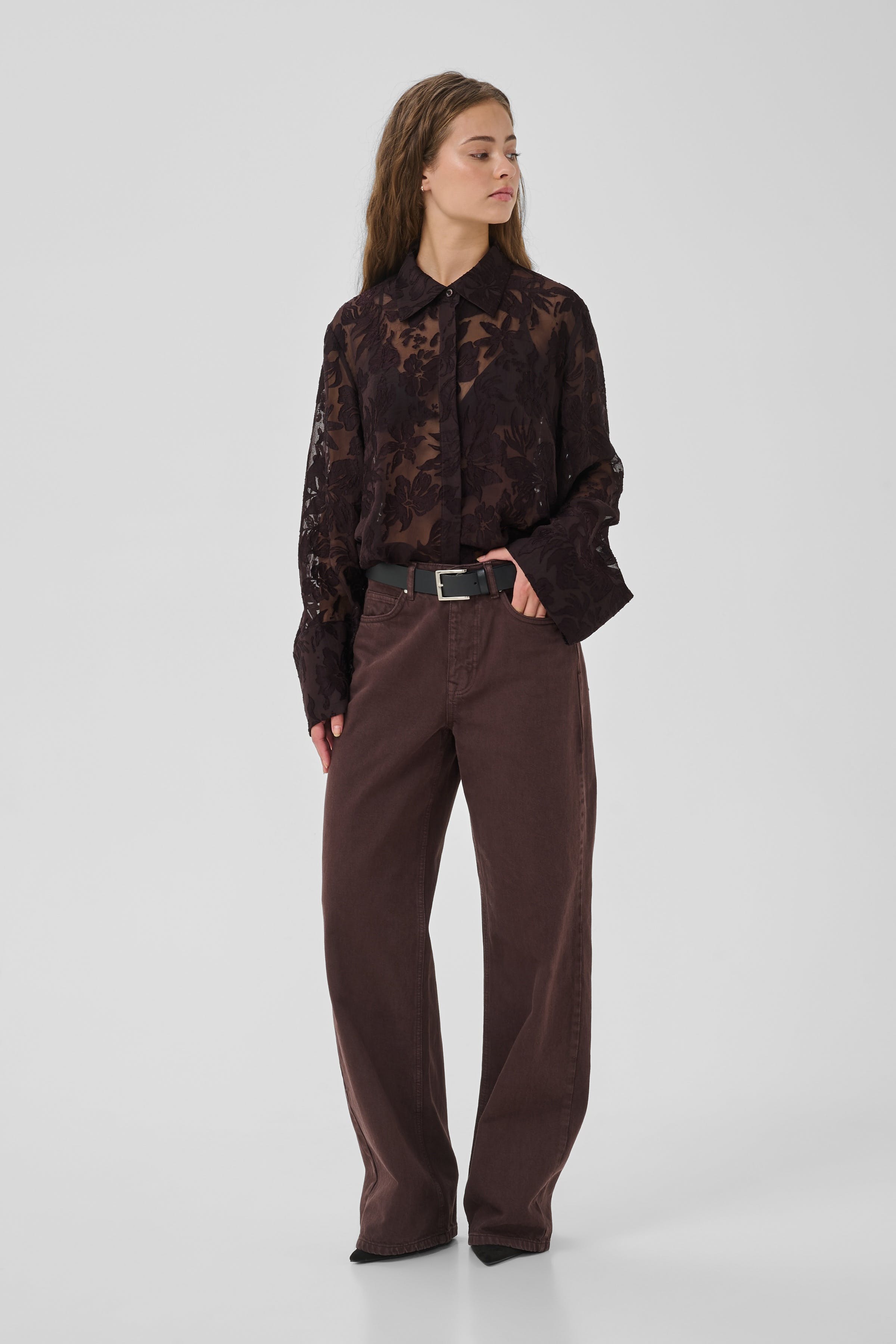 MWEnya Lace shirt LOOKBOOK FRONT 10705752-1000133