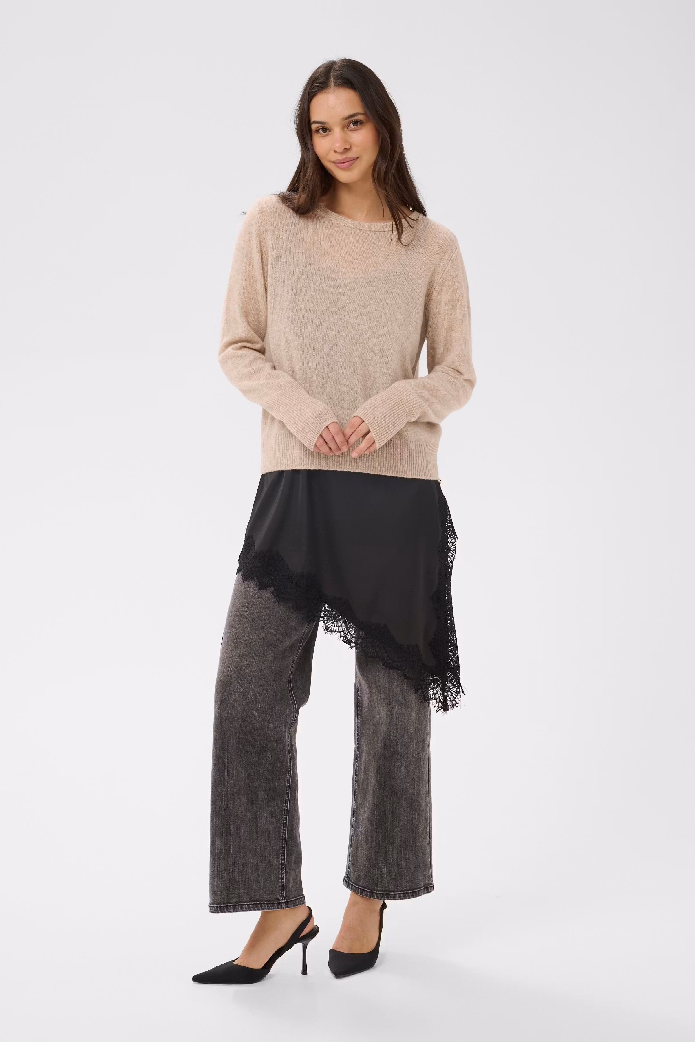 KAmiala Bluse LOOKBOOK FRONT 10512587-100121