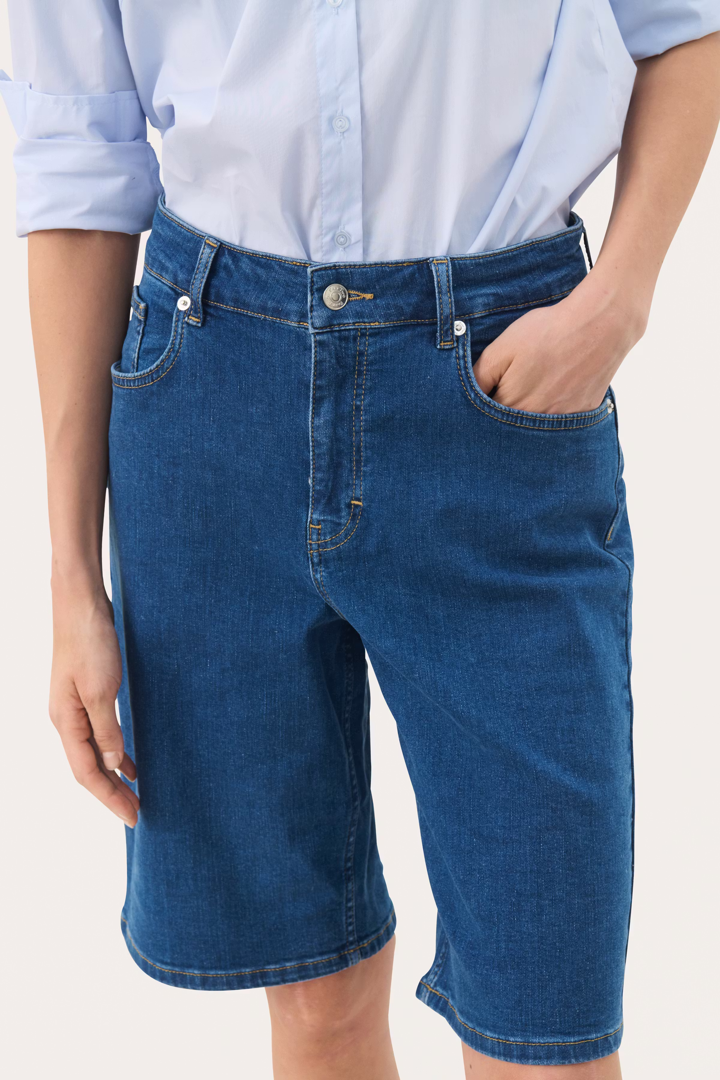 RafaellaPW Shorts LOOKBOOK DETAIL 30310109-300157