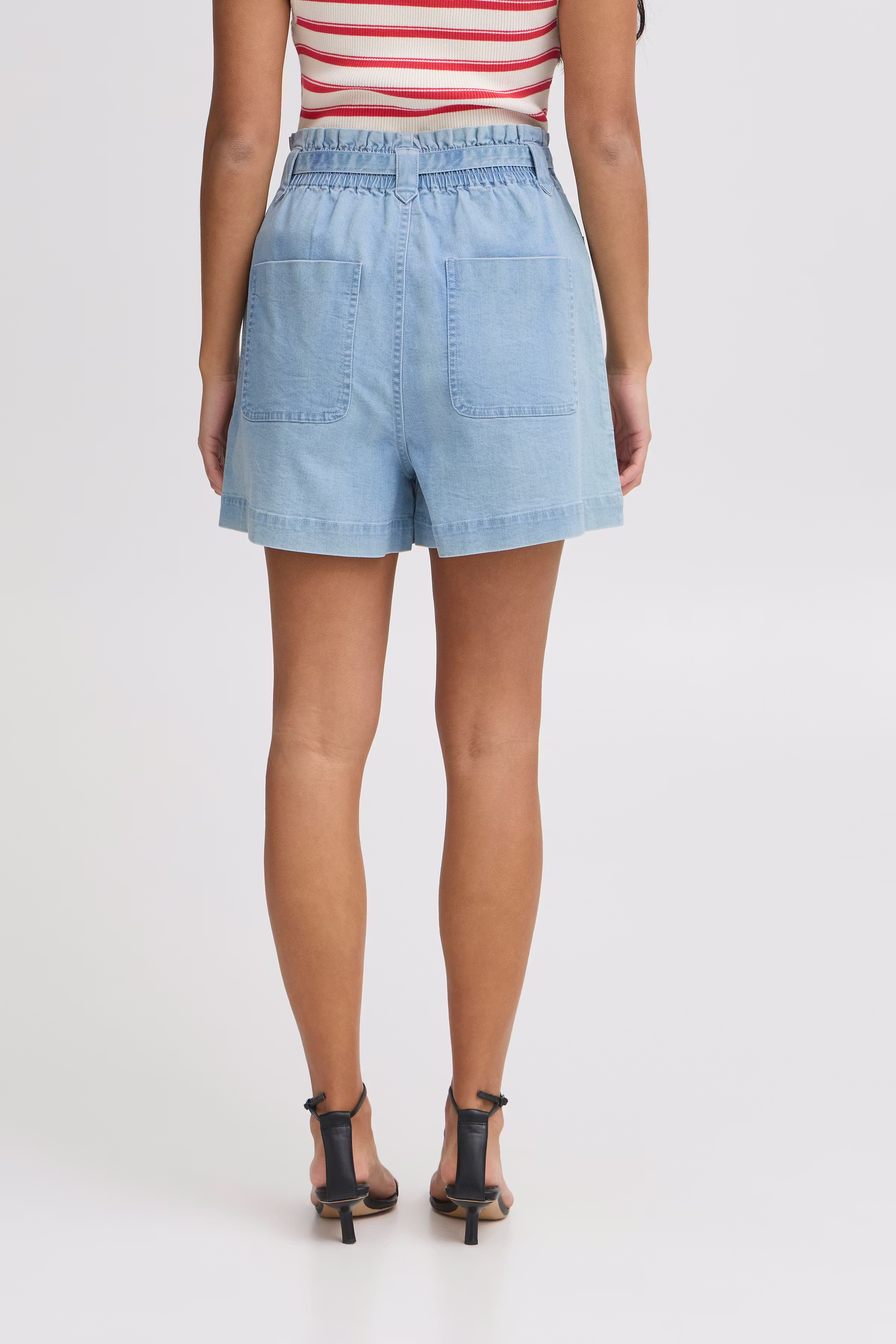 IRTRICA Shorts LOOKBOOK BACK 20122996-204093