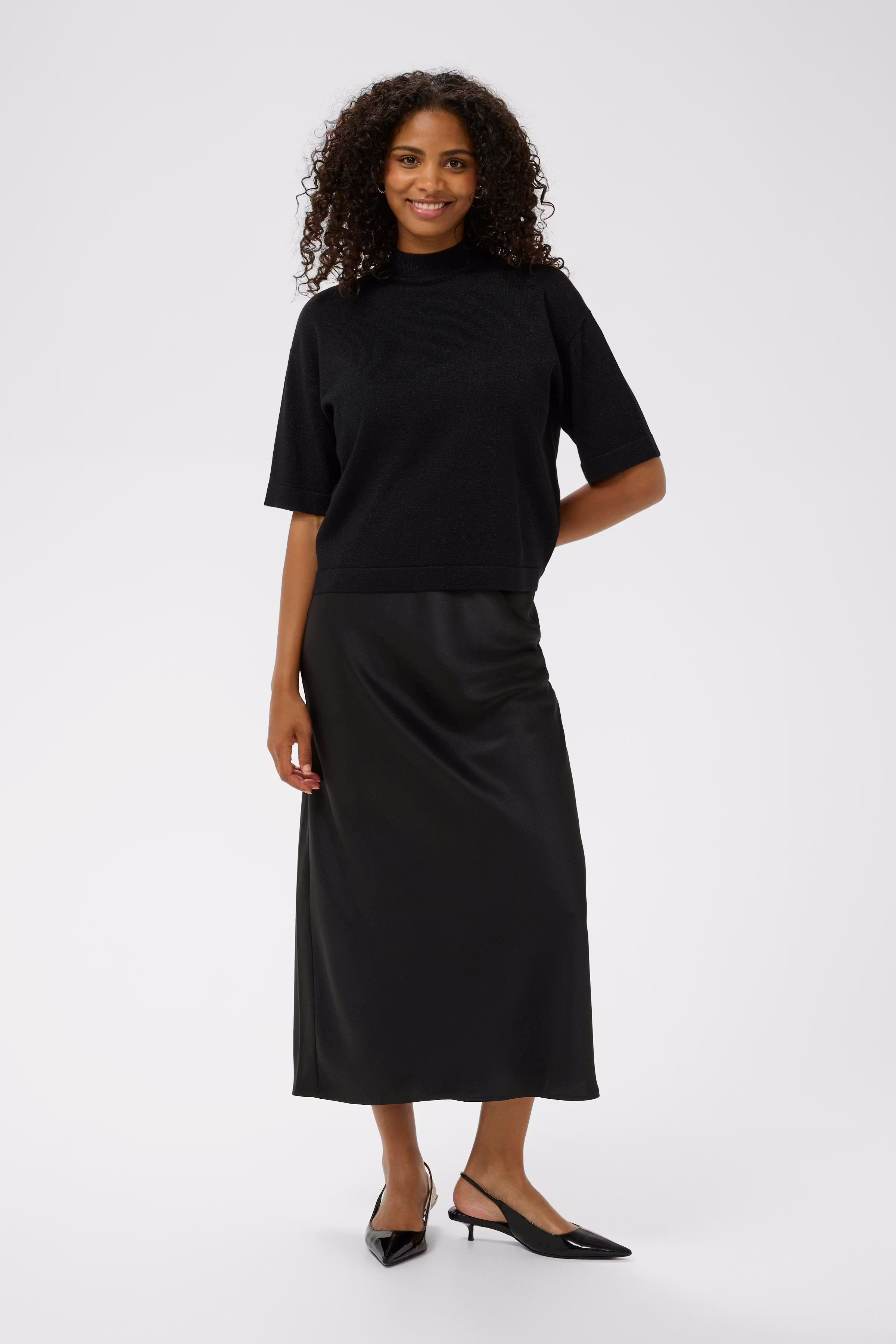 KAregina Pullover LOOKBOOK FRONT 10510859-100121