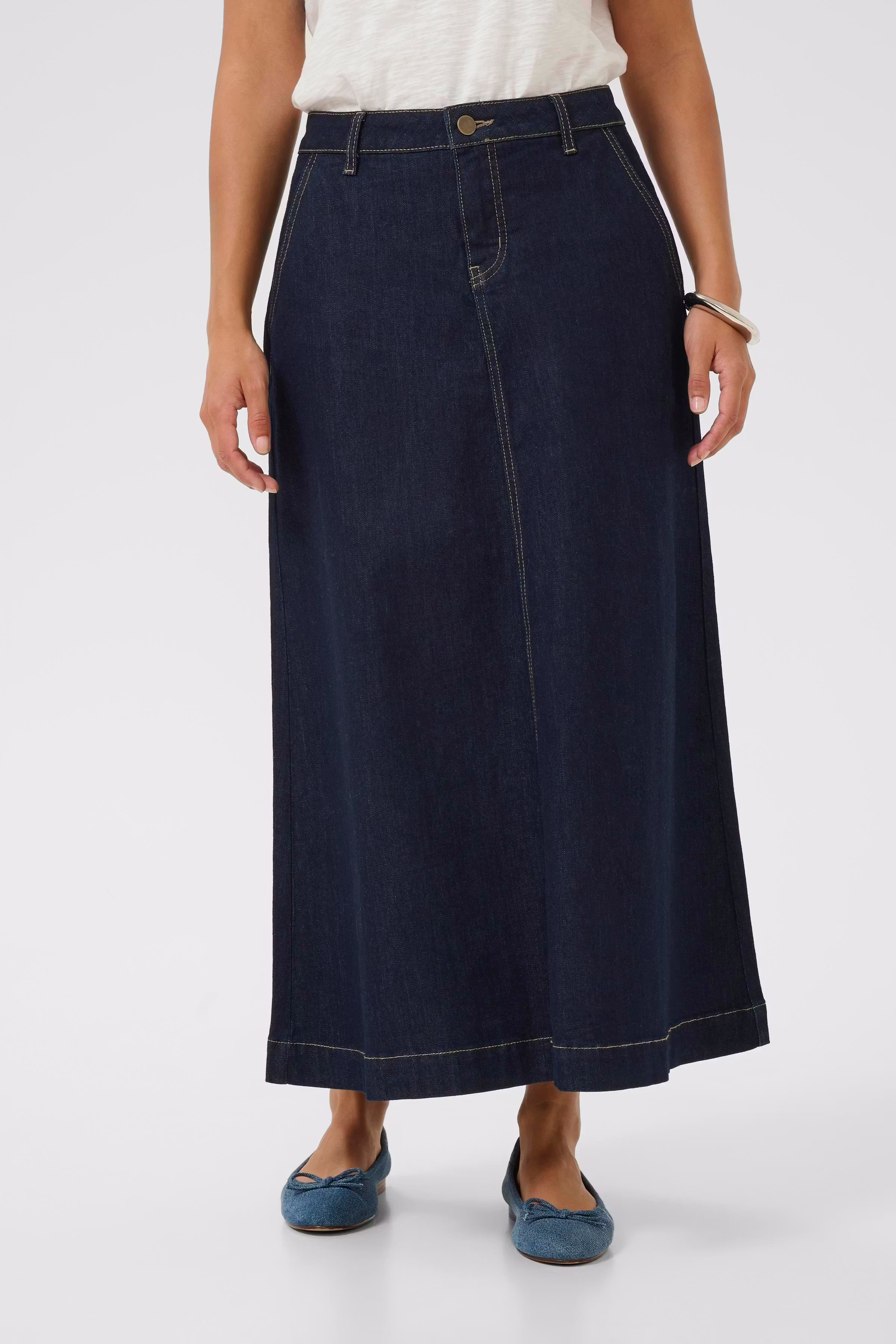 CUmoya Denimnederdel LOOKBOOK FRONT 50112635-500119