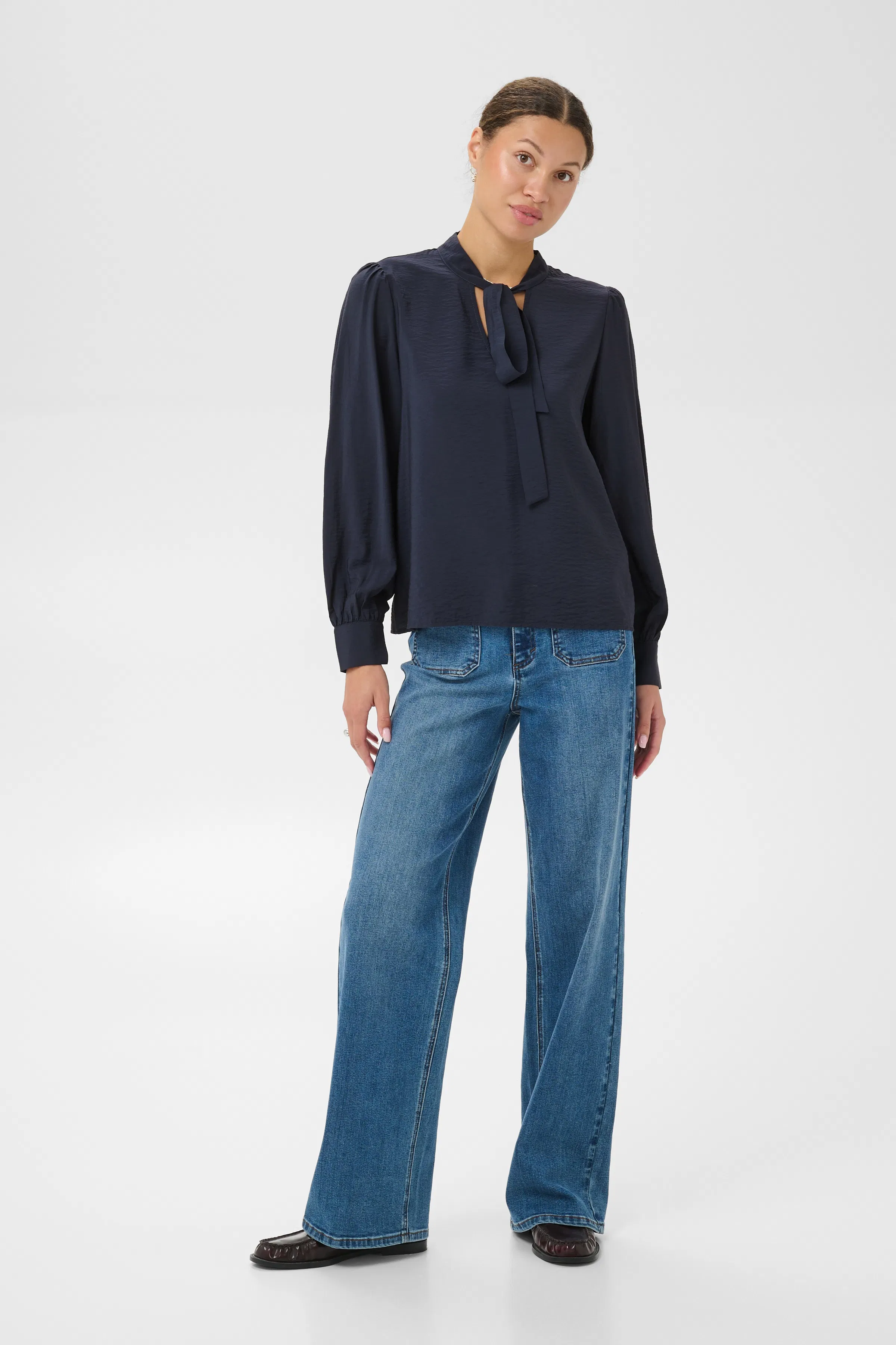 KAmaria Bluse LOOKBOOK FRONT 10512547-193927