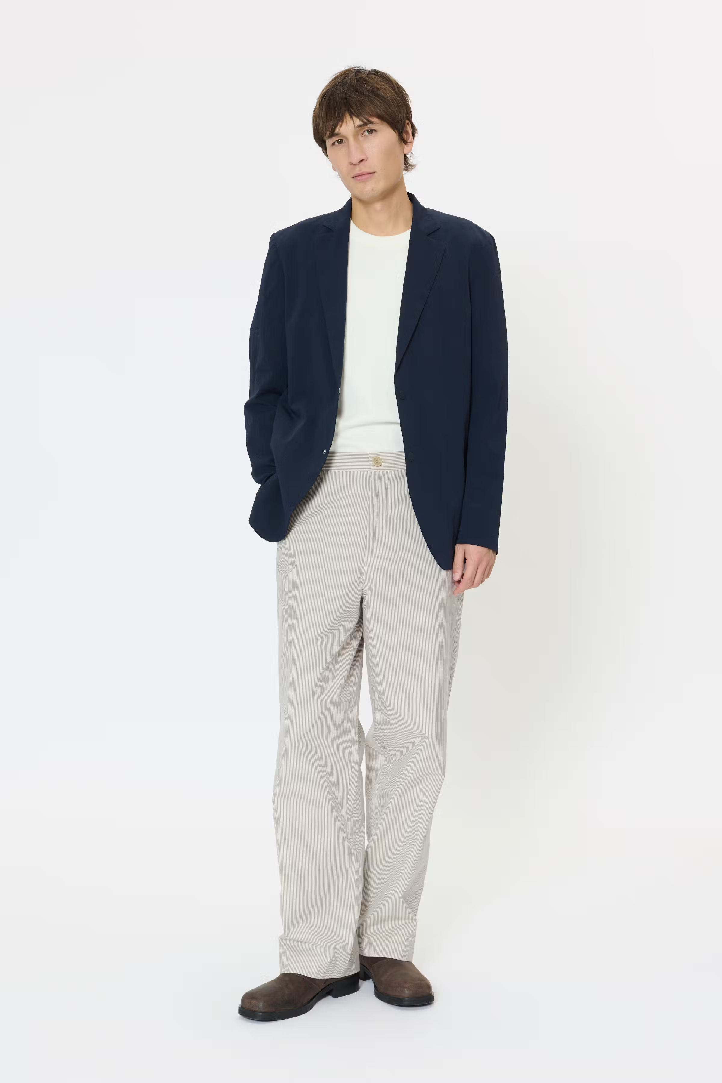 MAcharles Blazer LOOKBOOK FRONT 30208996-194011