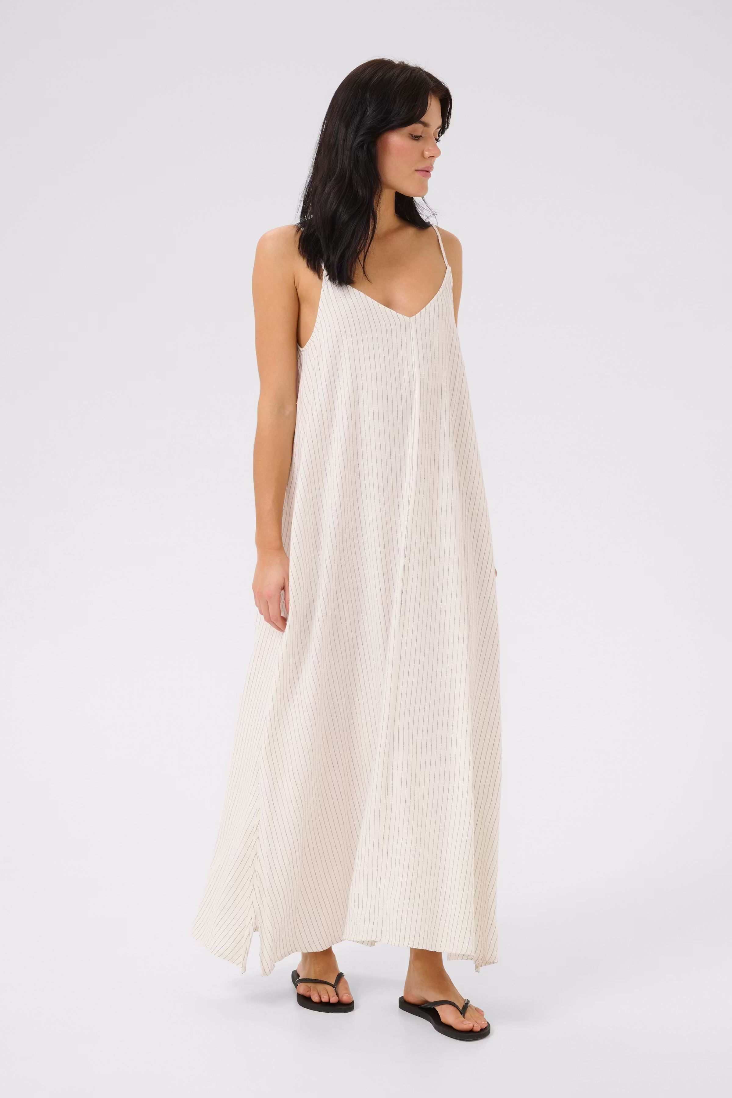 JannieMW Dress LOOKBOOK FRONT 10705199-107784