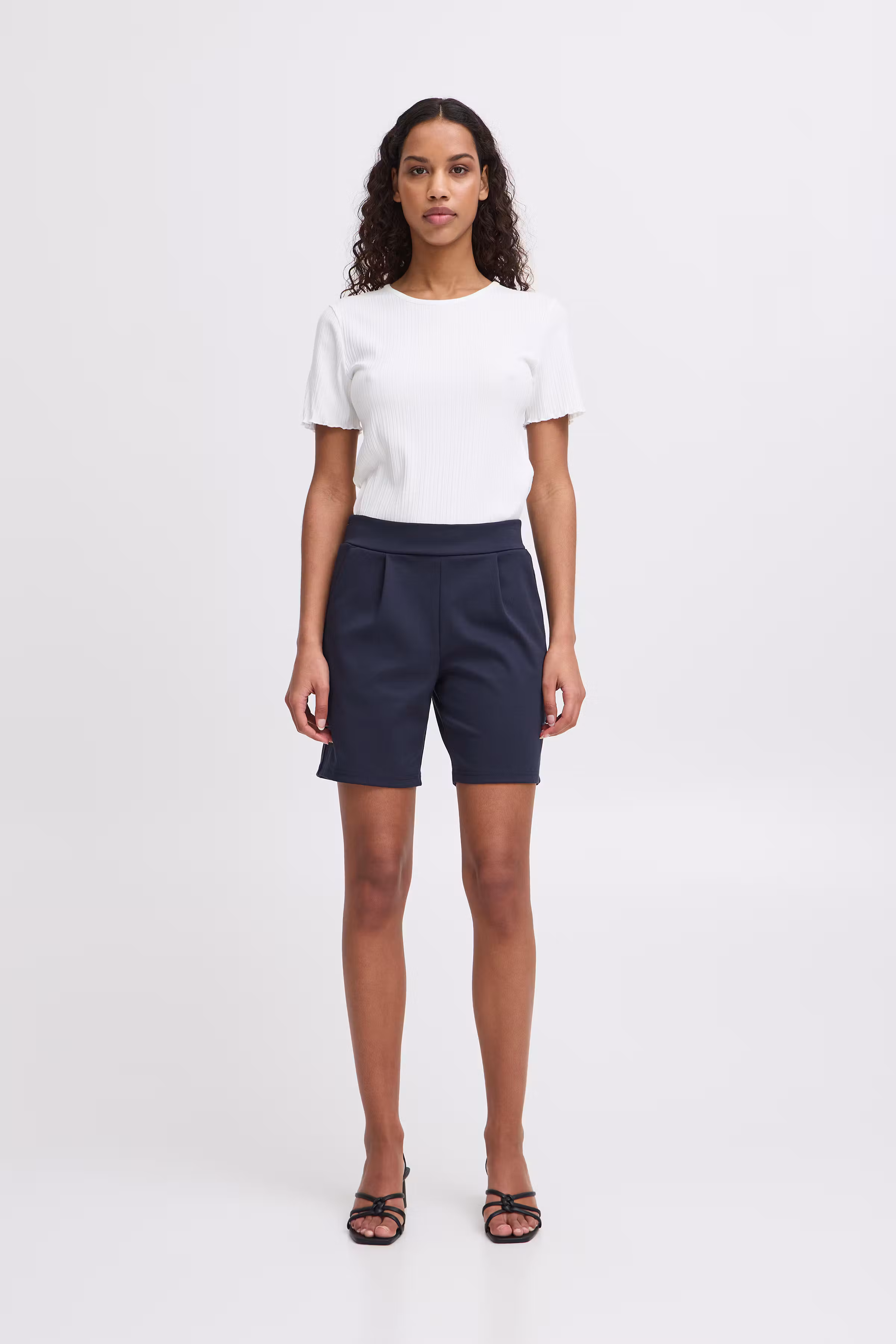 IHKATE Shorts LOOKBOOK FRONT 20114084-194010