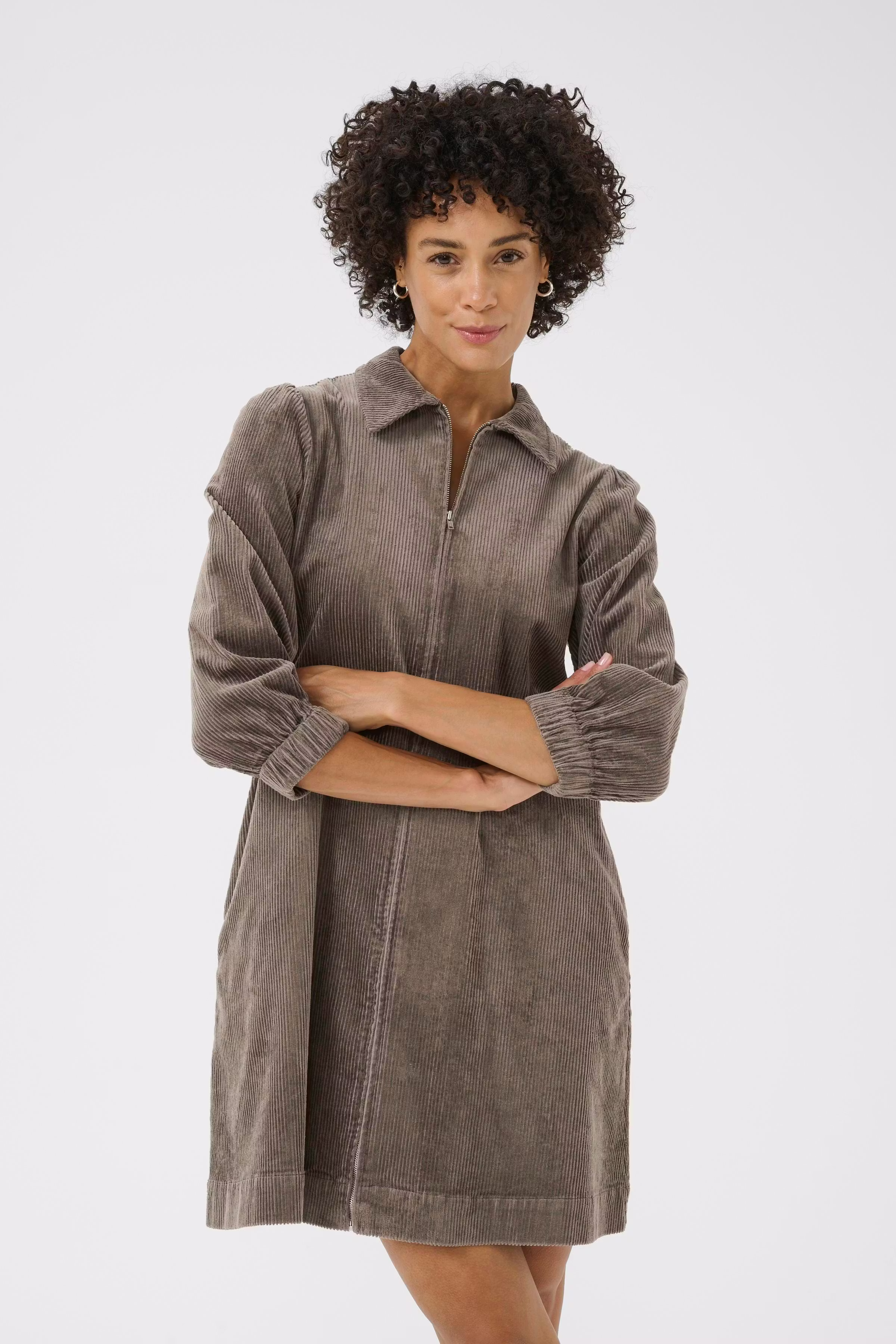 EyvorPW Corduroy Dress LOOKBOOK FRONT 30308117-181304