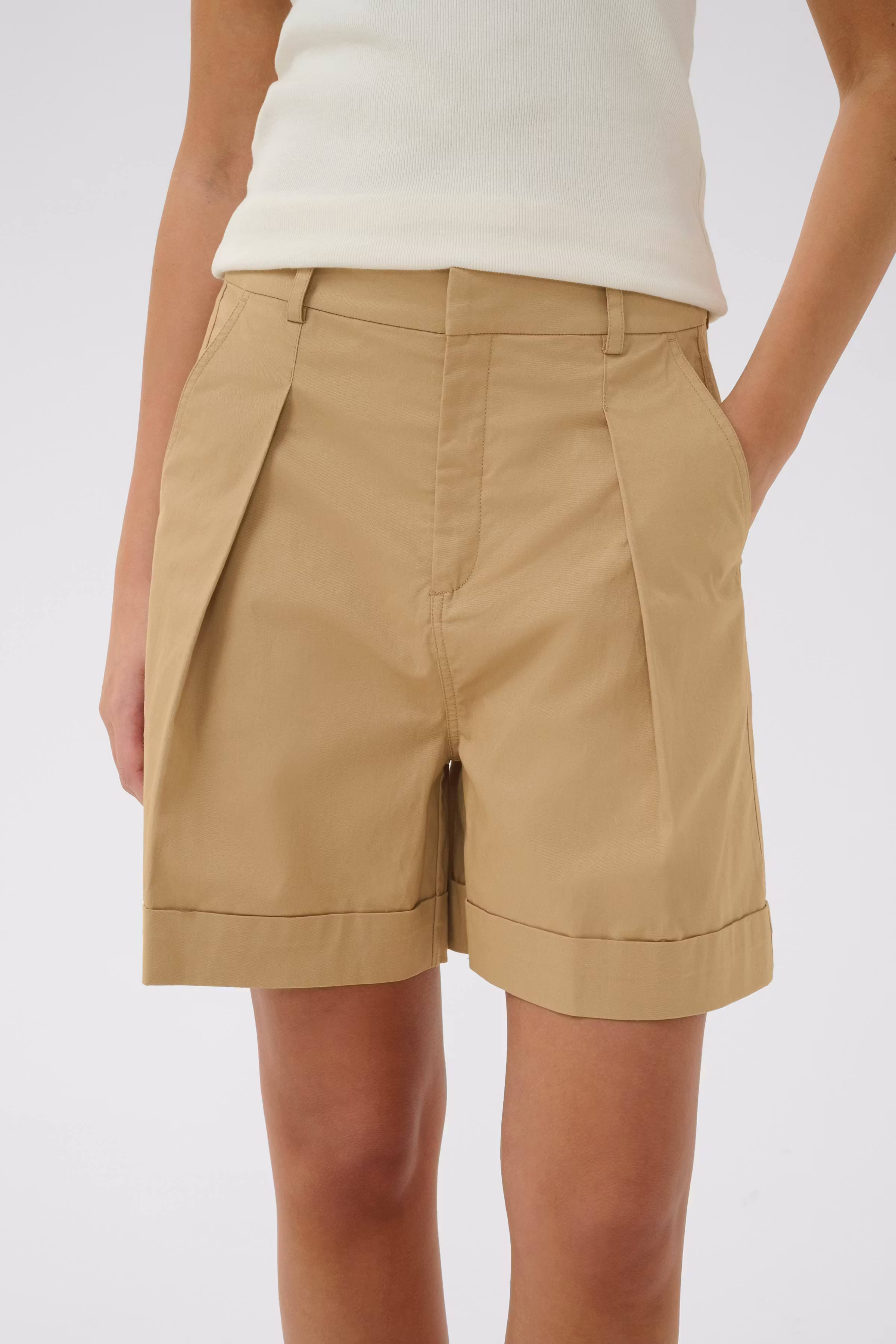 ELVIA Shorts LOOKBOOK DETAIL 30112529-161315