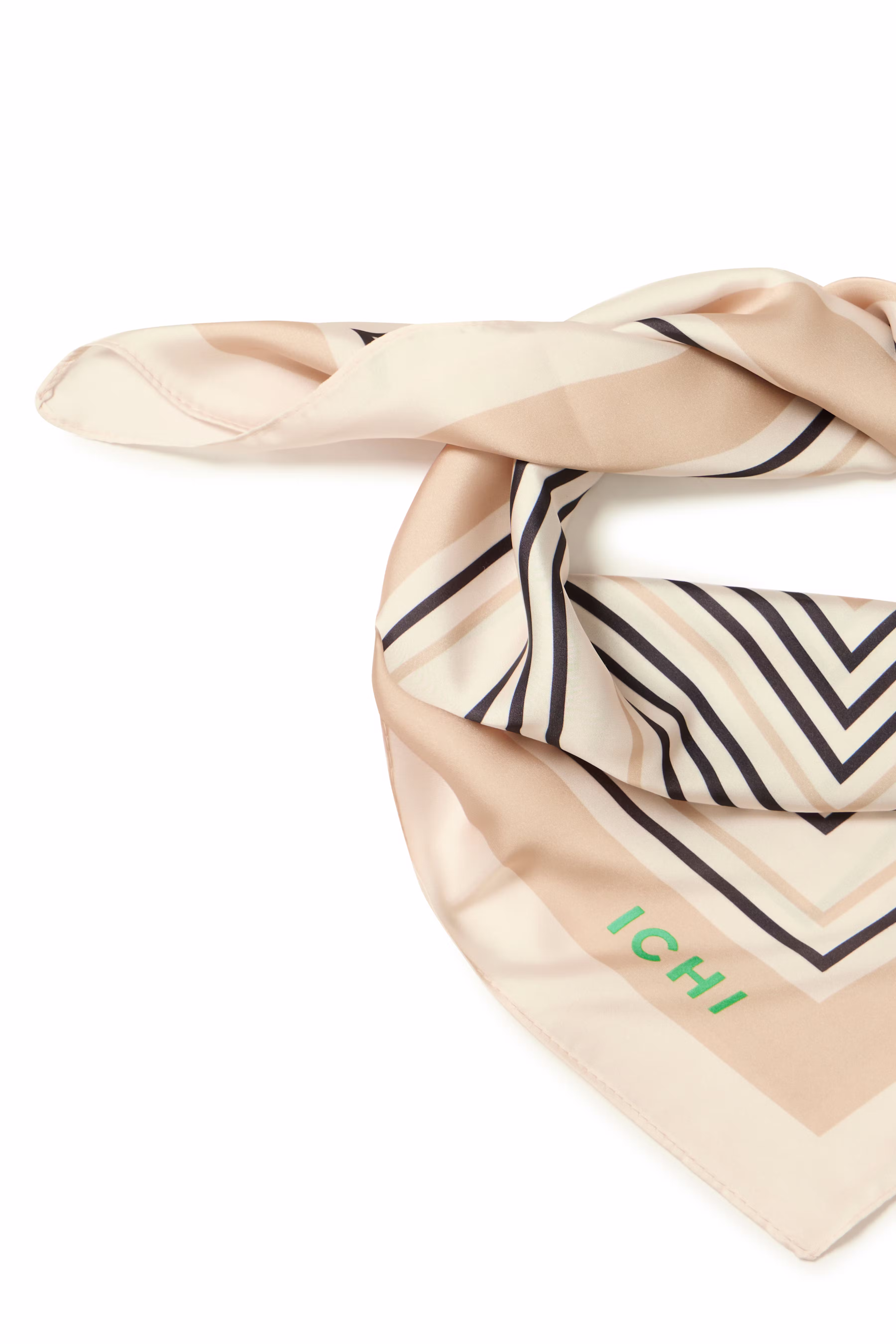 IAJLA Skjerf PACK DETAIL 20125328-161212