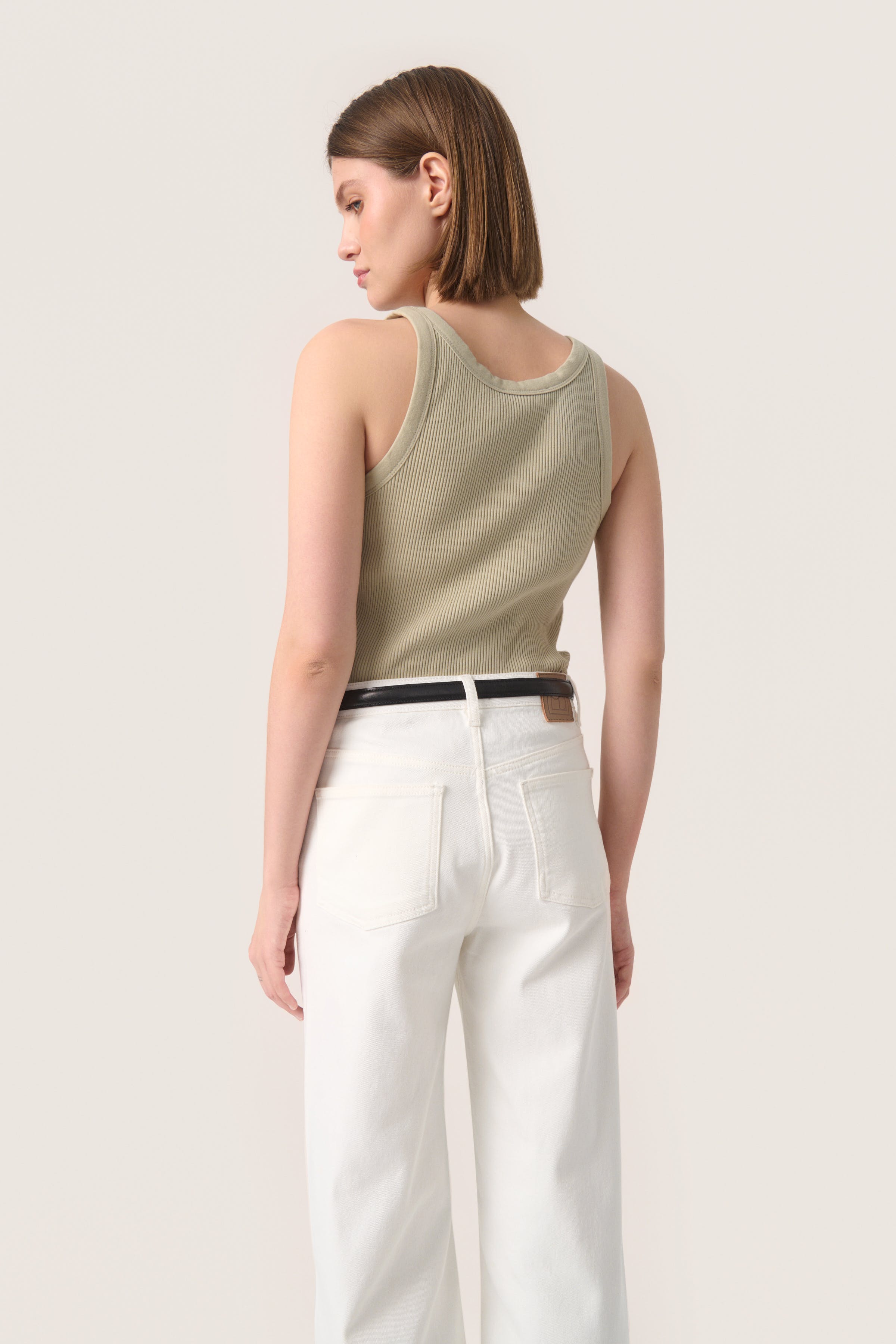 SLSimone Top LOOKBOOK BACK 30406067-150309