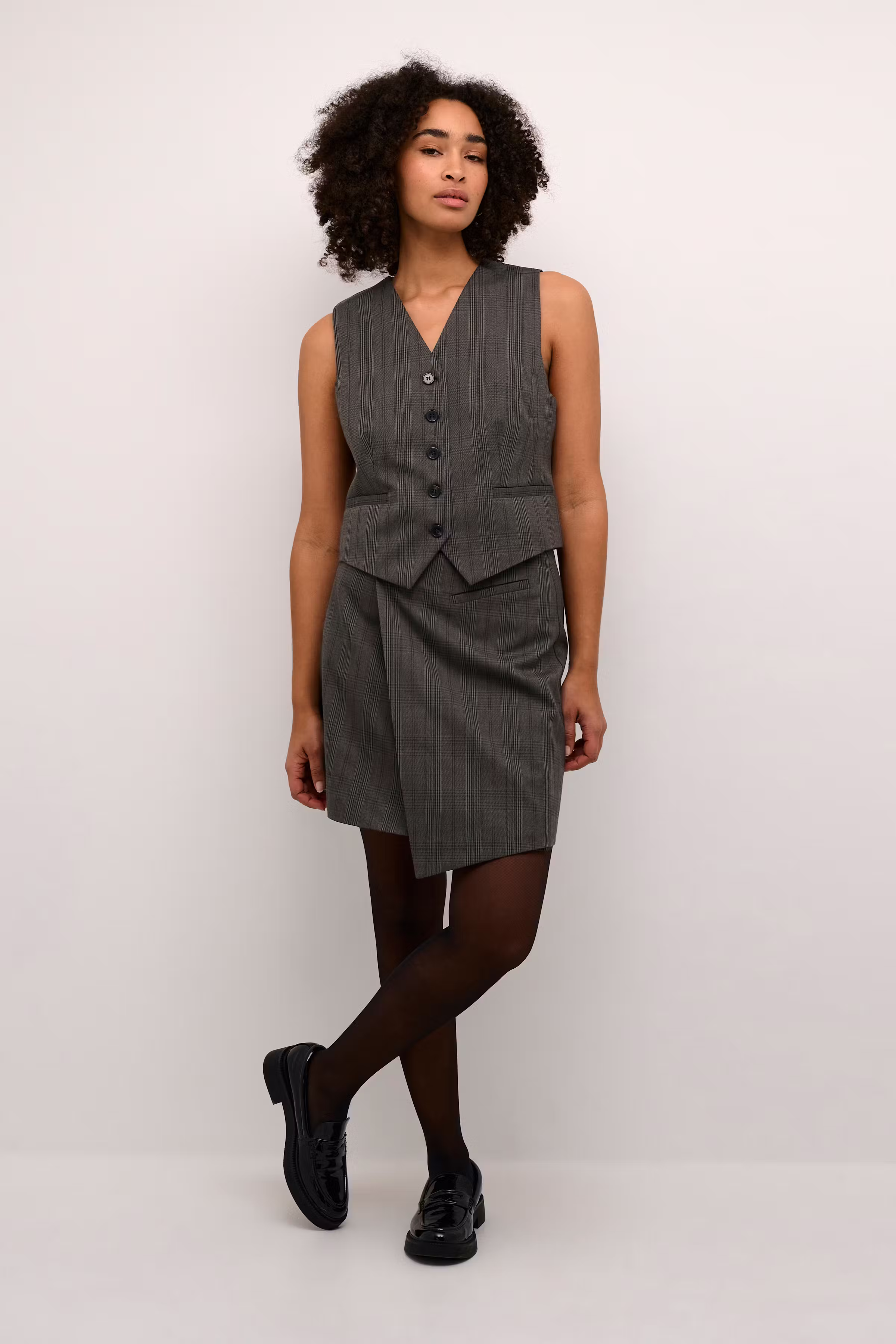 KAdori Vest LOOKBOOK FRONT 10508985-106288