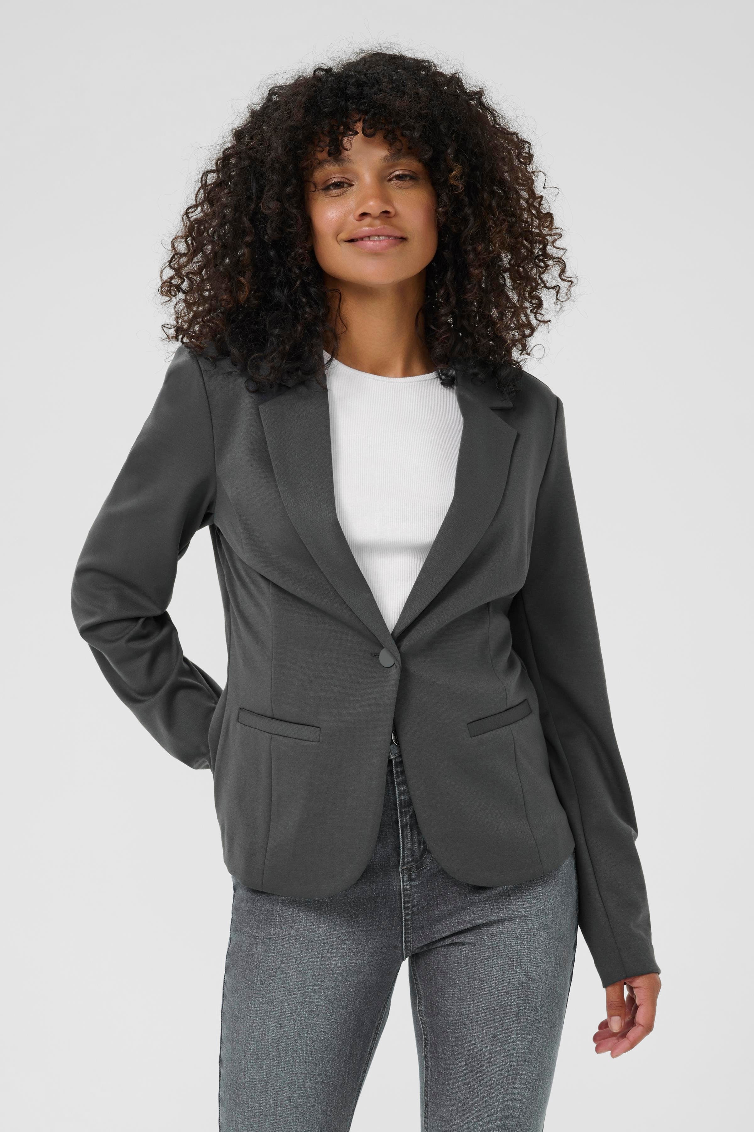 KAjenny Blazer LOOKBOOK FRONT 10508488-190205