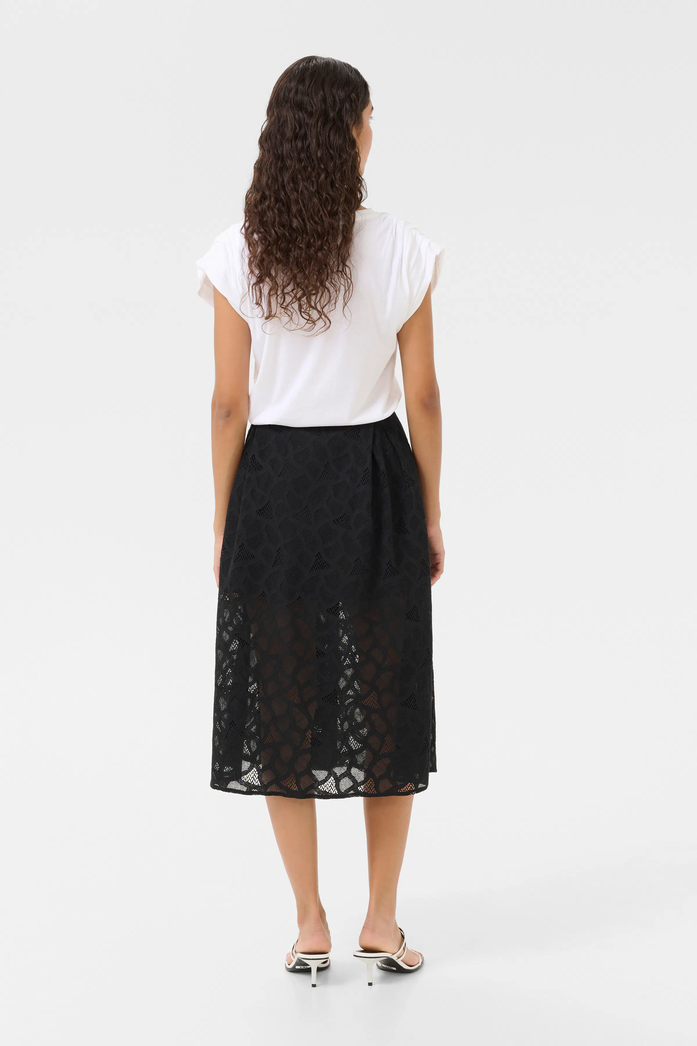 KBAudrey Lace skirt LOOKBOOK BACK 10105547-194008