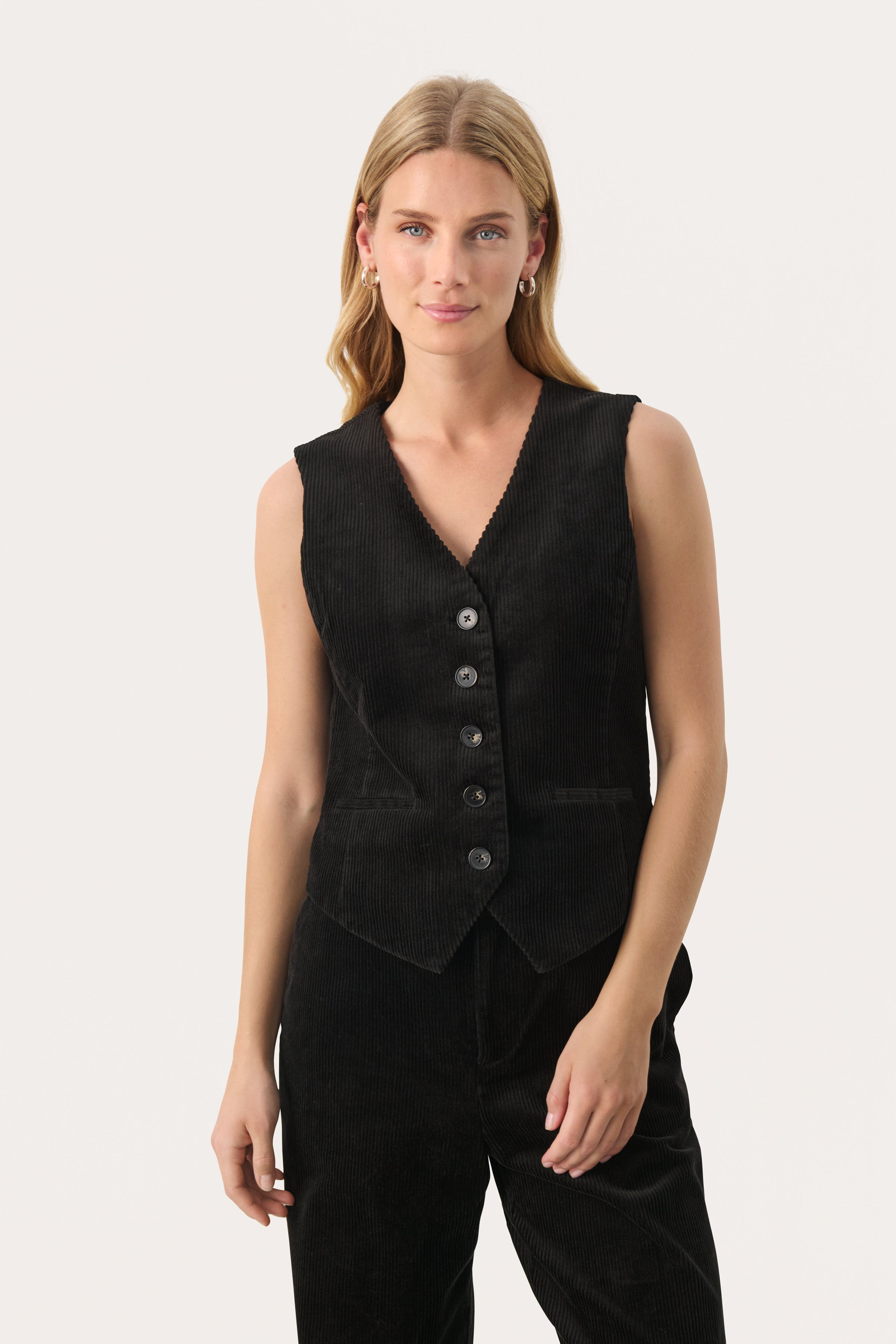 LinkaPW vest LOOKBOOK FRONT 30308909-194008