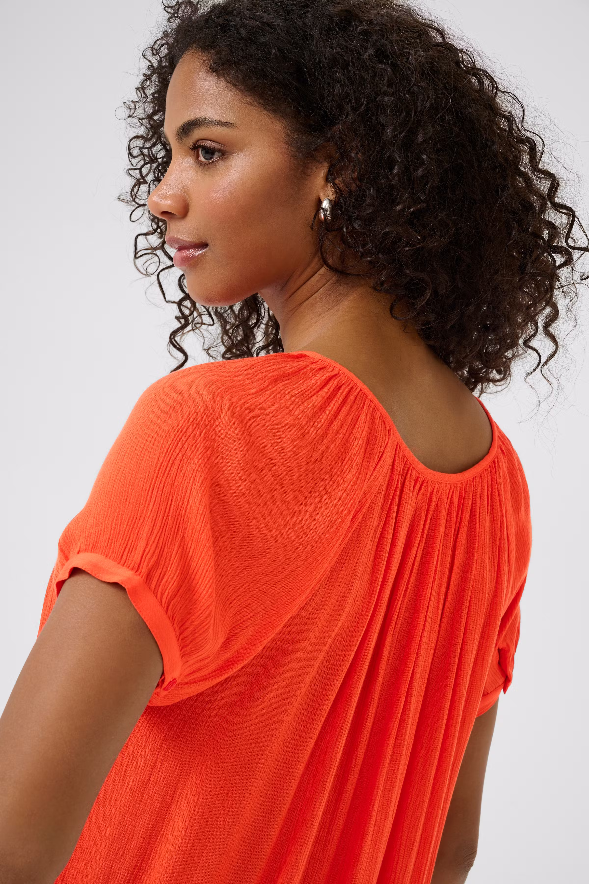 Amber Tunika LOOKBOOK DETAIL 501031-171558