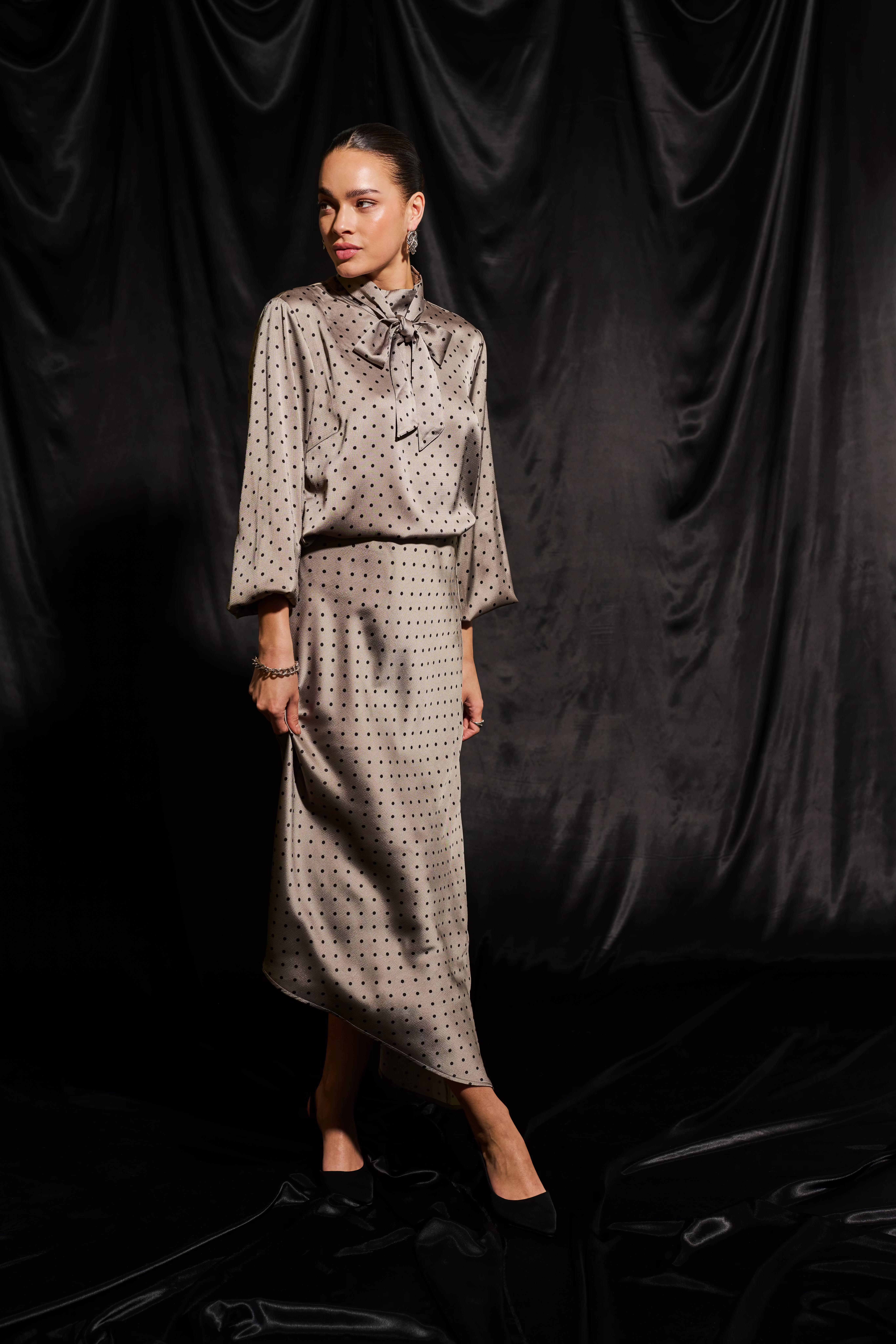 KAdonna SkjÃ¸rt LOCATION NONE 10509250-106645