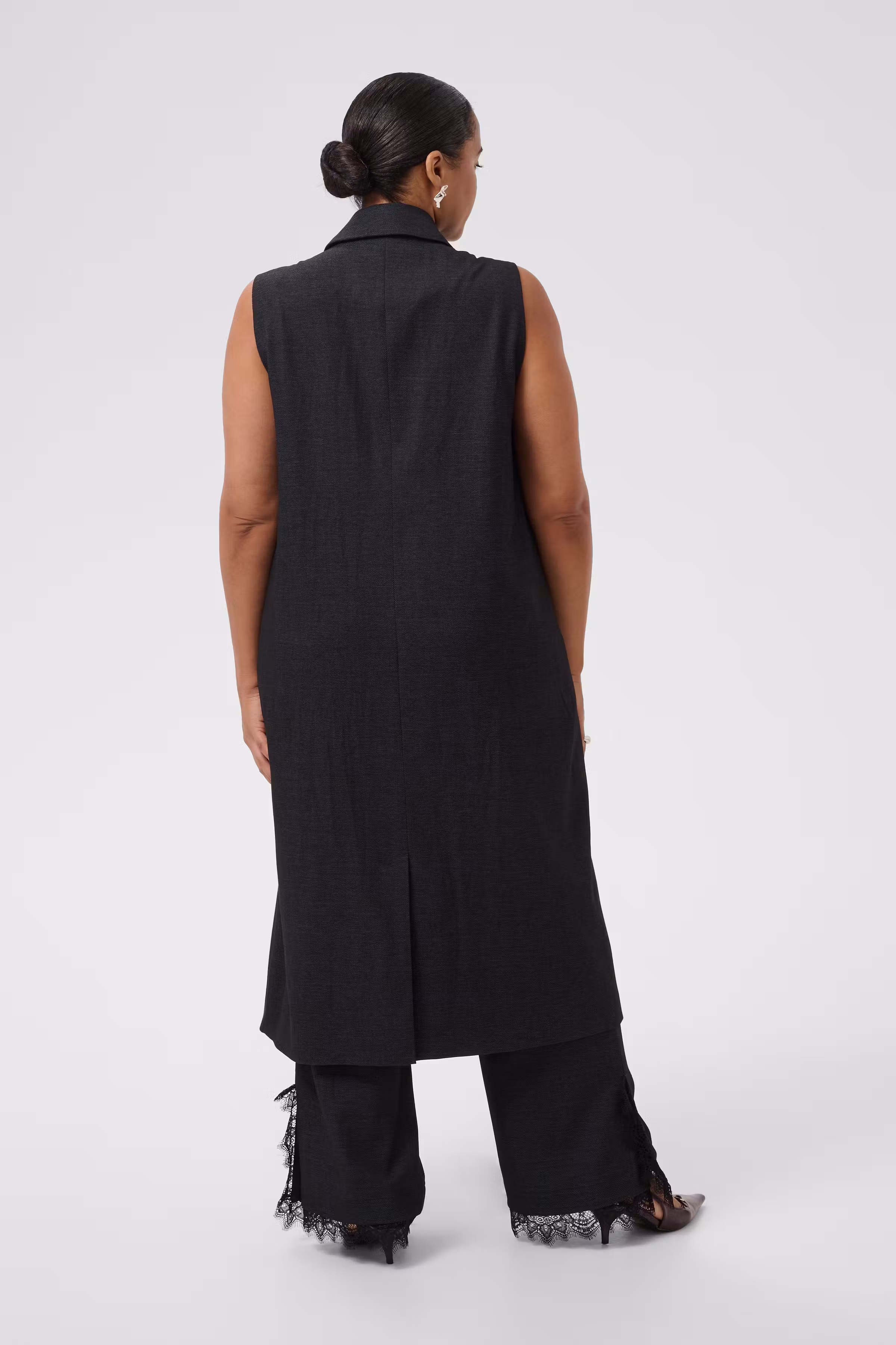 KCabby Vest LOOKBOOK BACK 10584426-100125