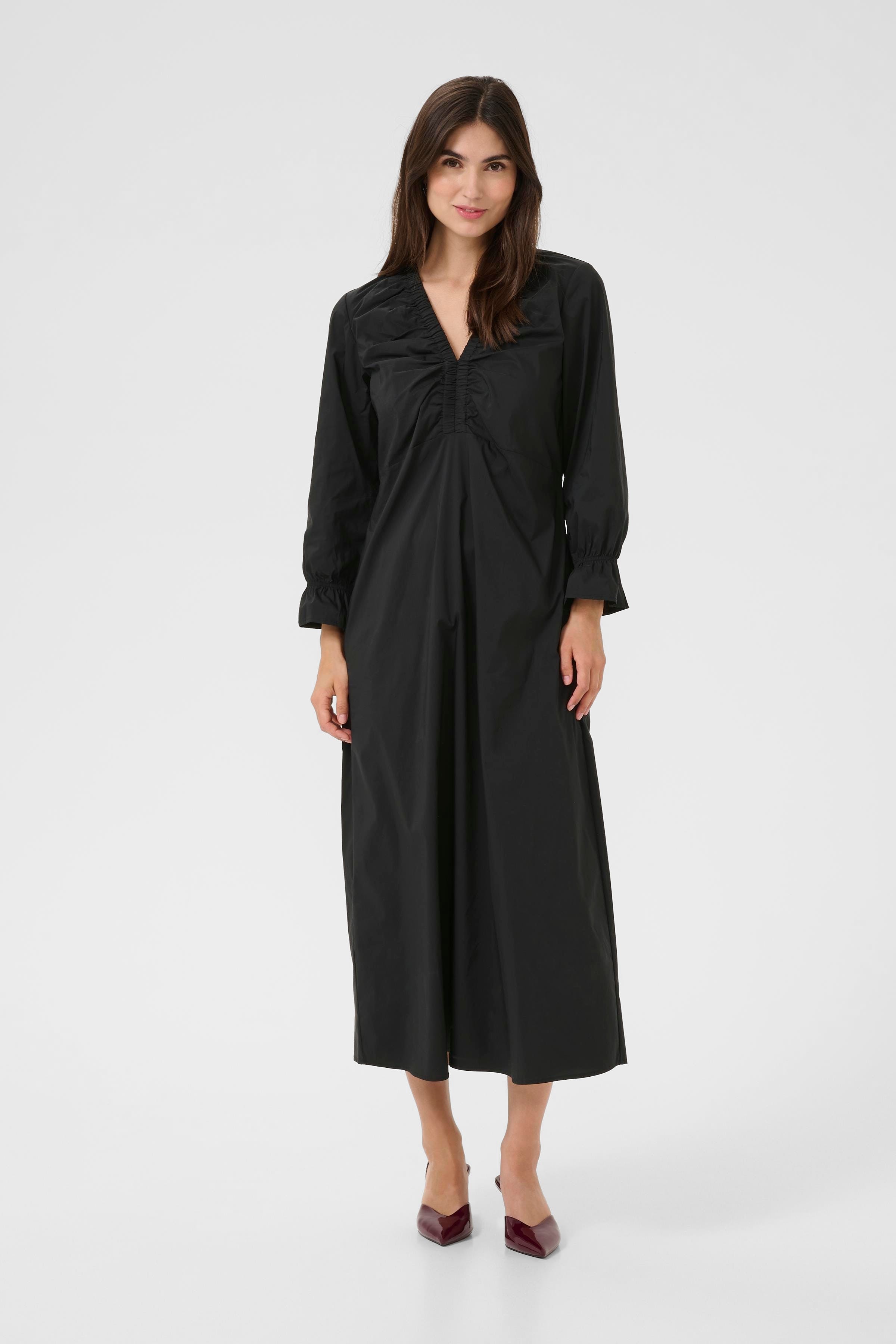 CUolana Kjole LOOKBOOK FRONT 50112203-500012