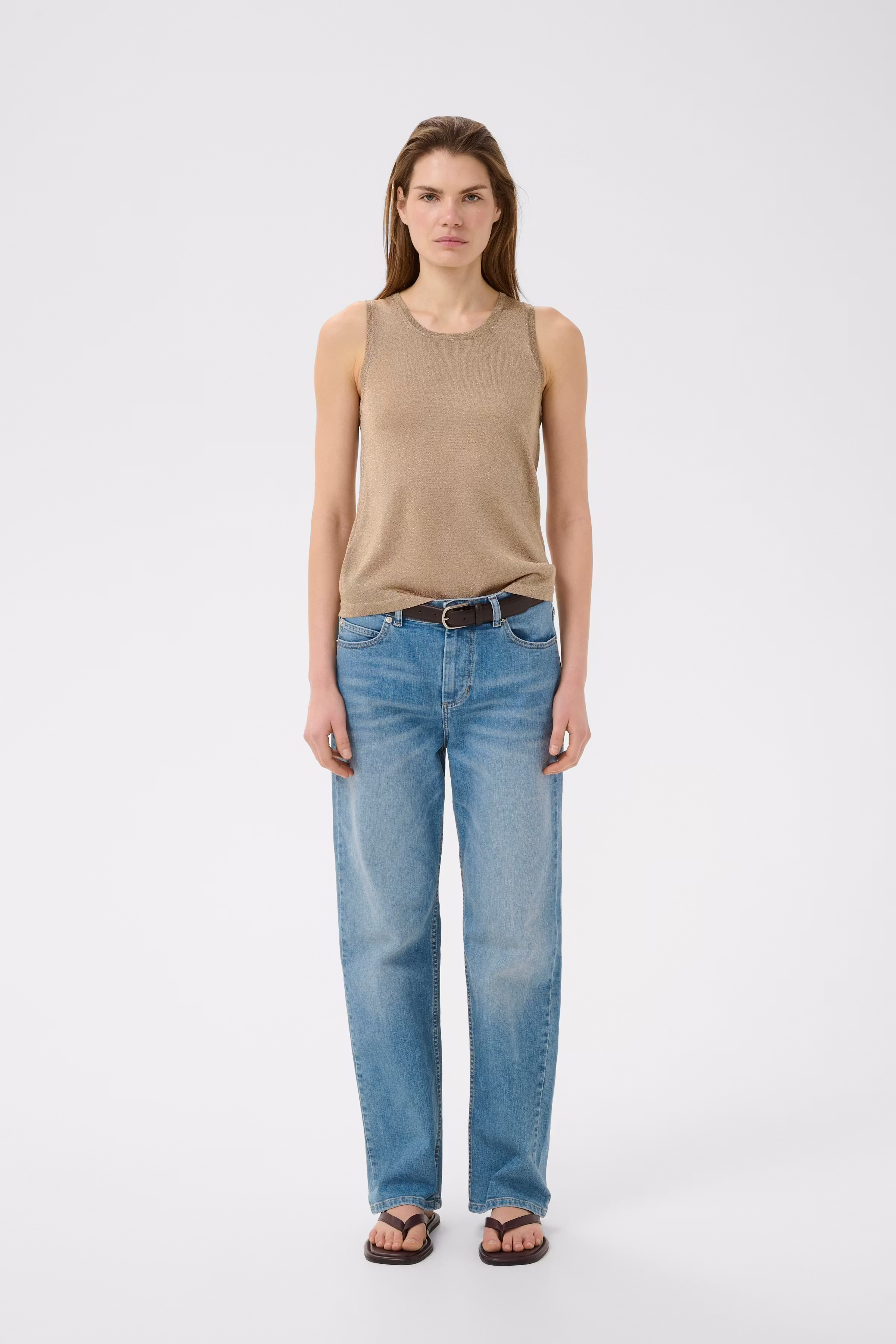 MolaIW Top LOOKBOOK FRONT 30110521-300031