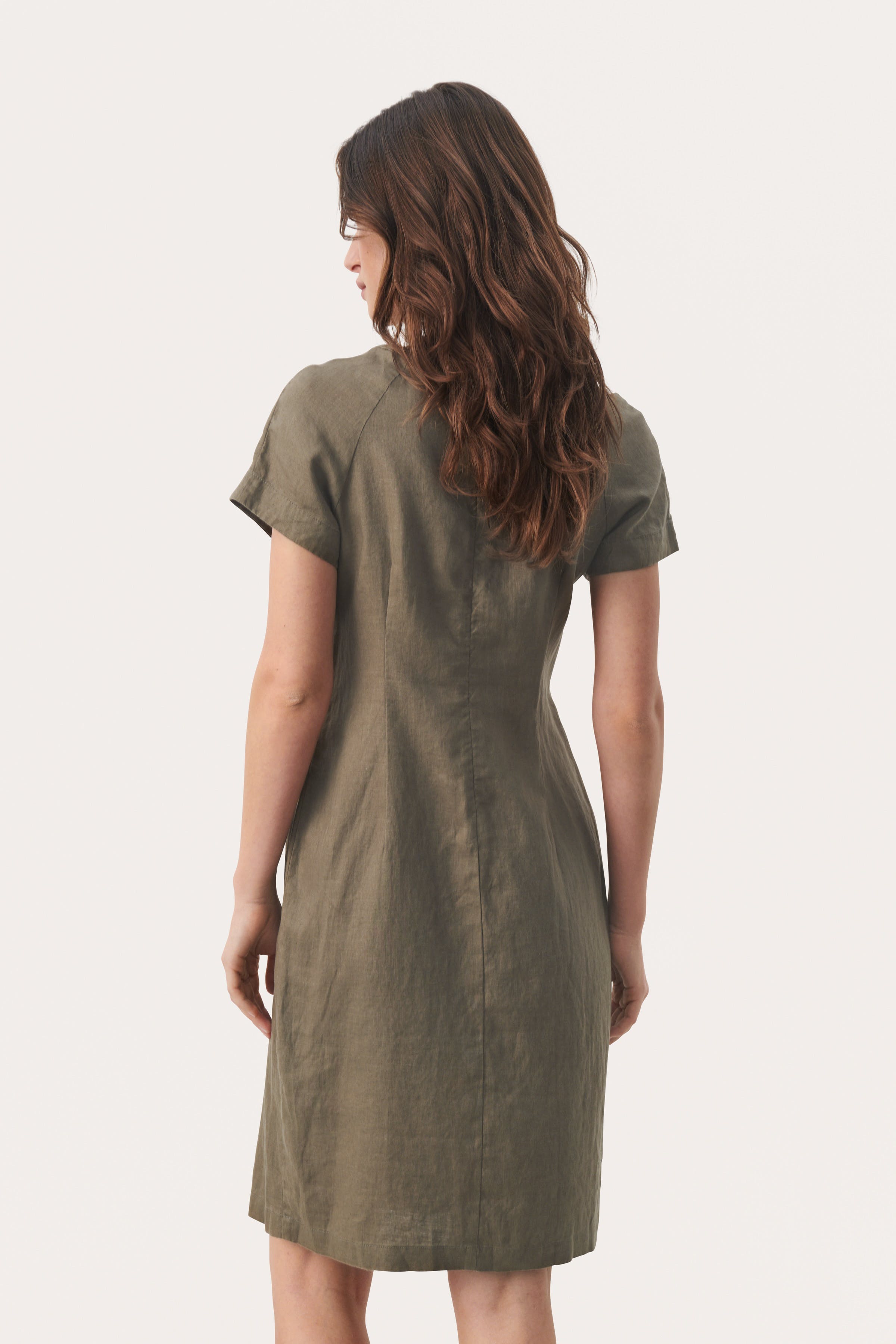 AundreasPW Short linen dress LOOKBOOK BACK 30308855-190820