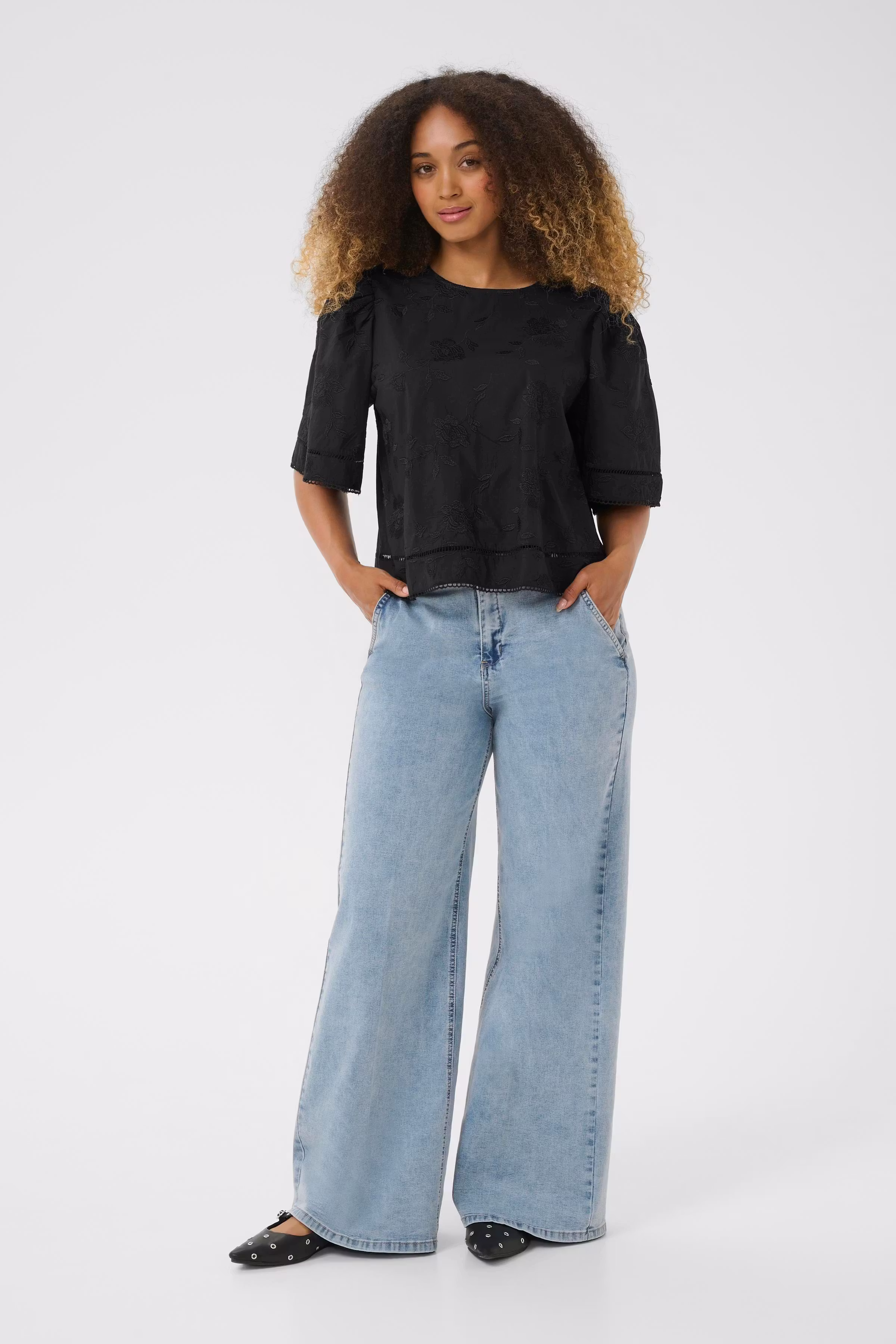 CRAnais Blouse LOOKBOOK FRONT 10614195-100120