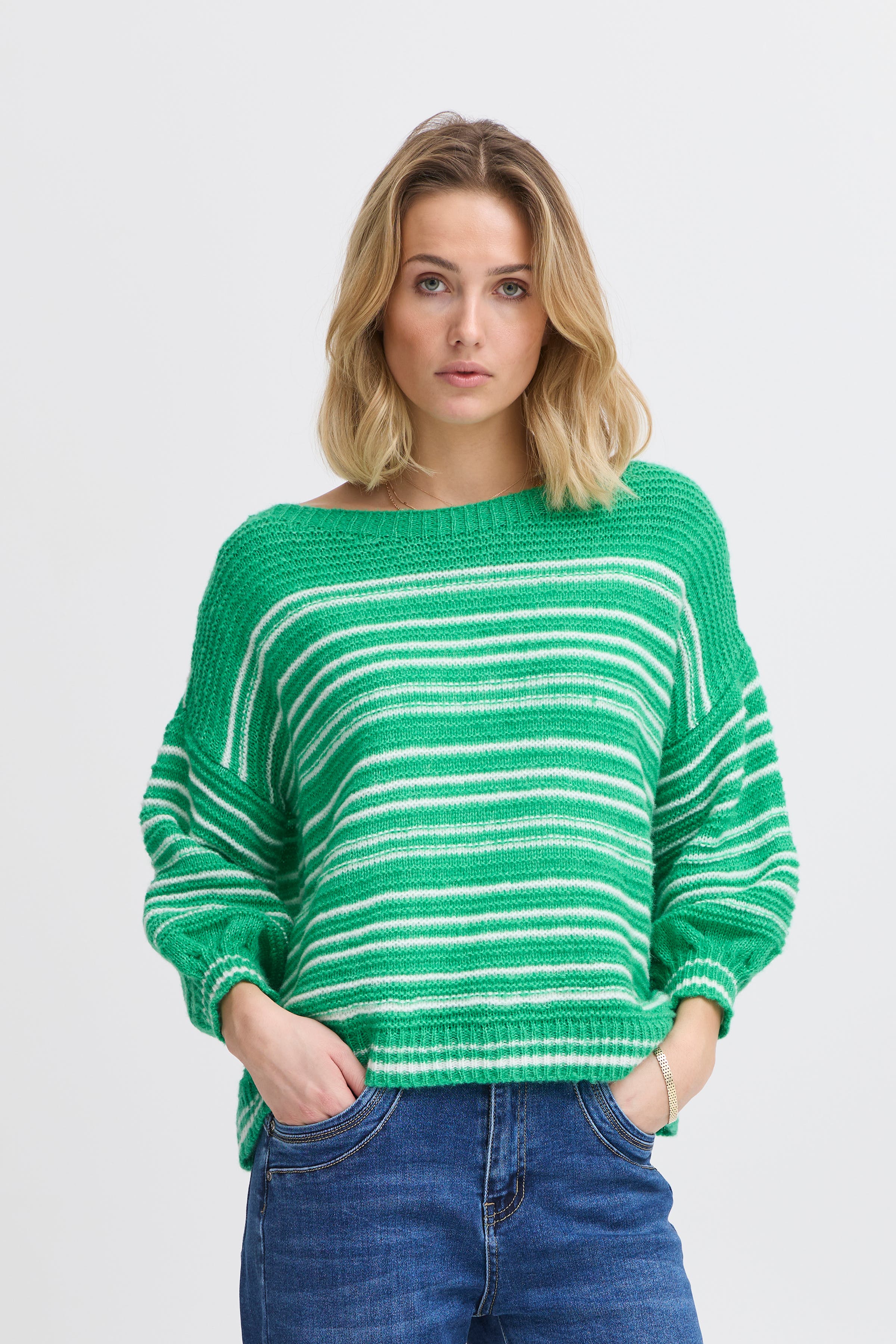 SBGERONA Pullover LOOKBOOK FRONT 22100936-166127