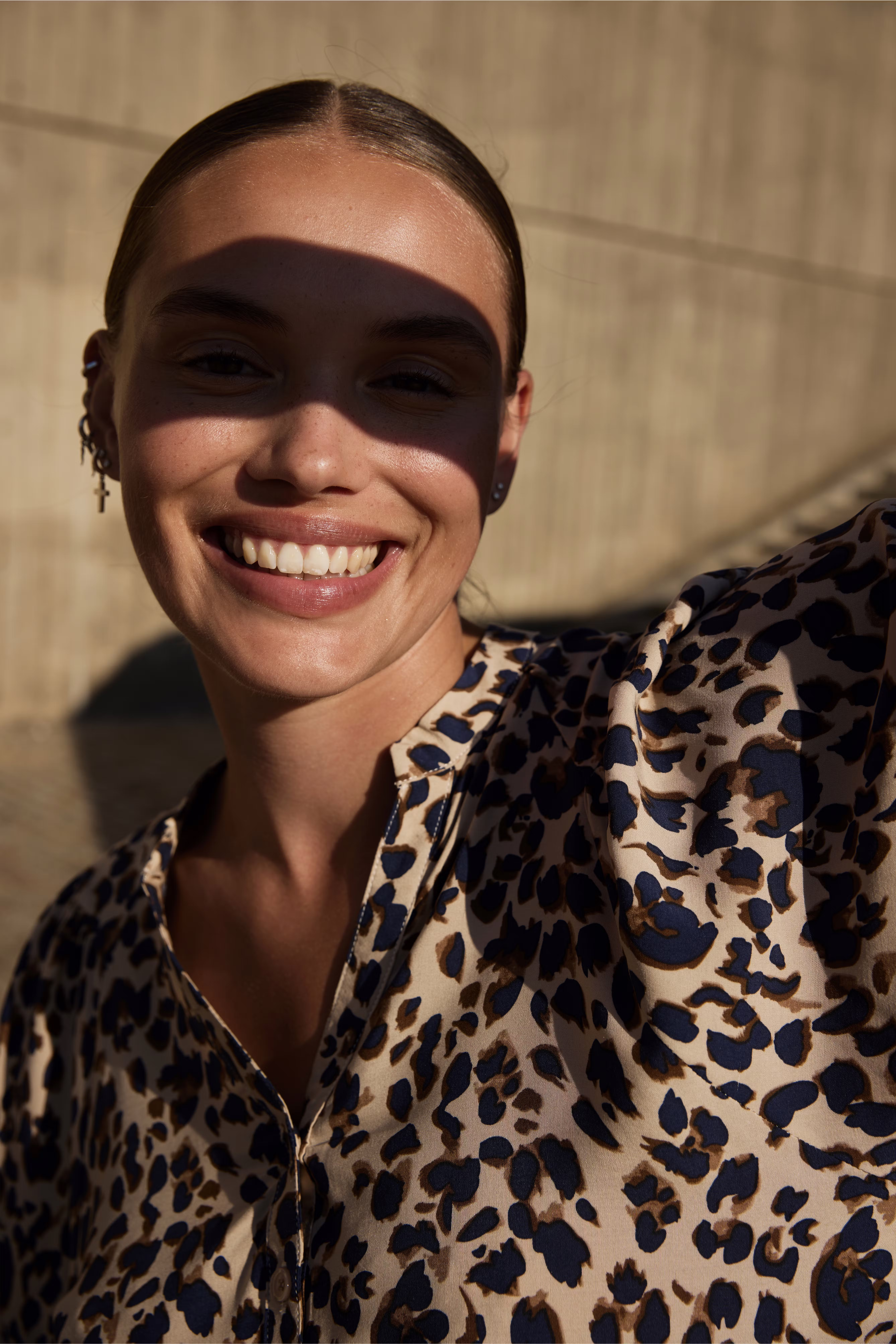 PZGLORIA Blouse LOCATION NONE 50208948-202010