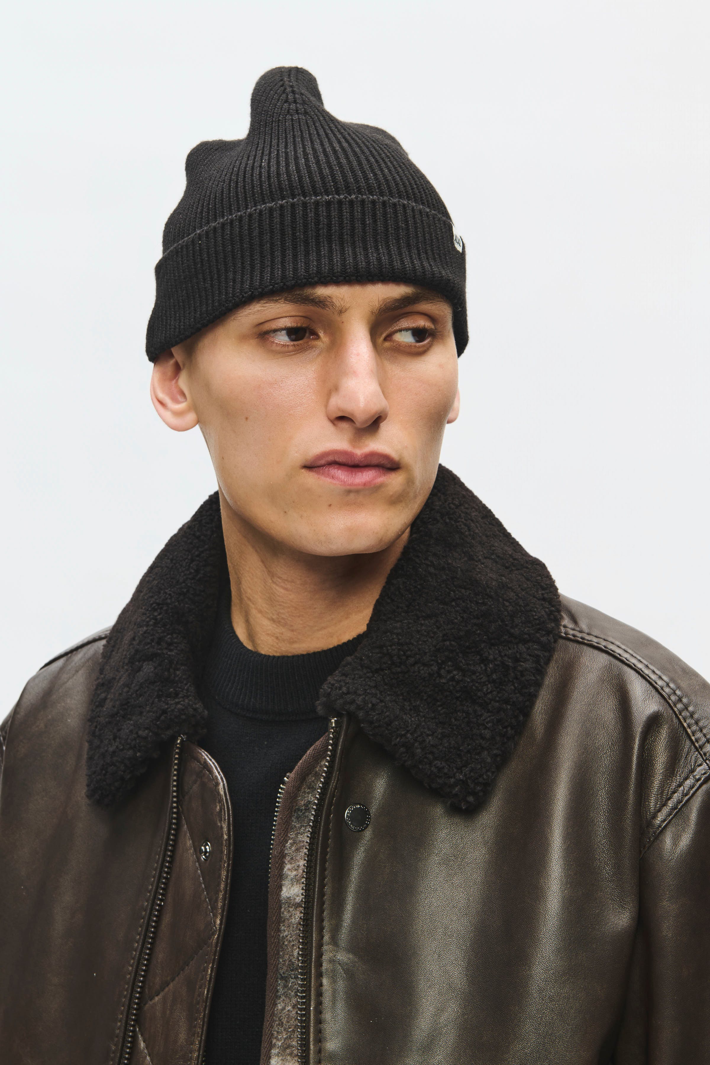 WWEddie beanie LOOKBOOK DETAIL 30251647-303700