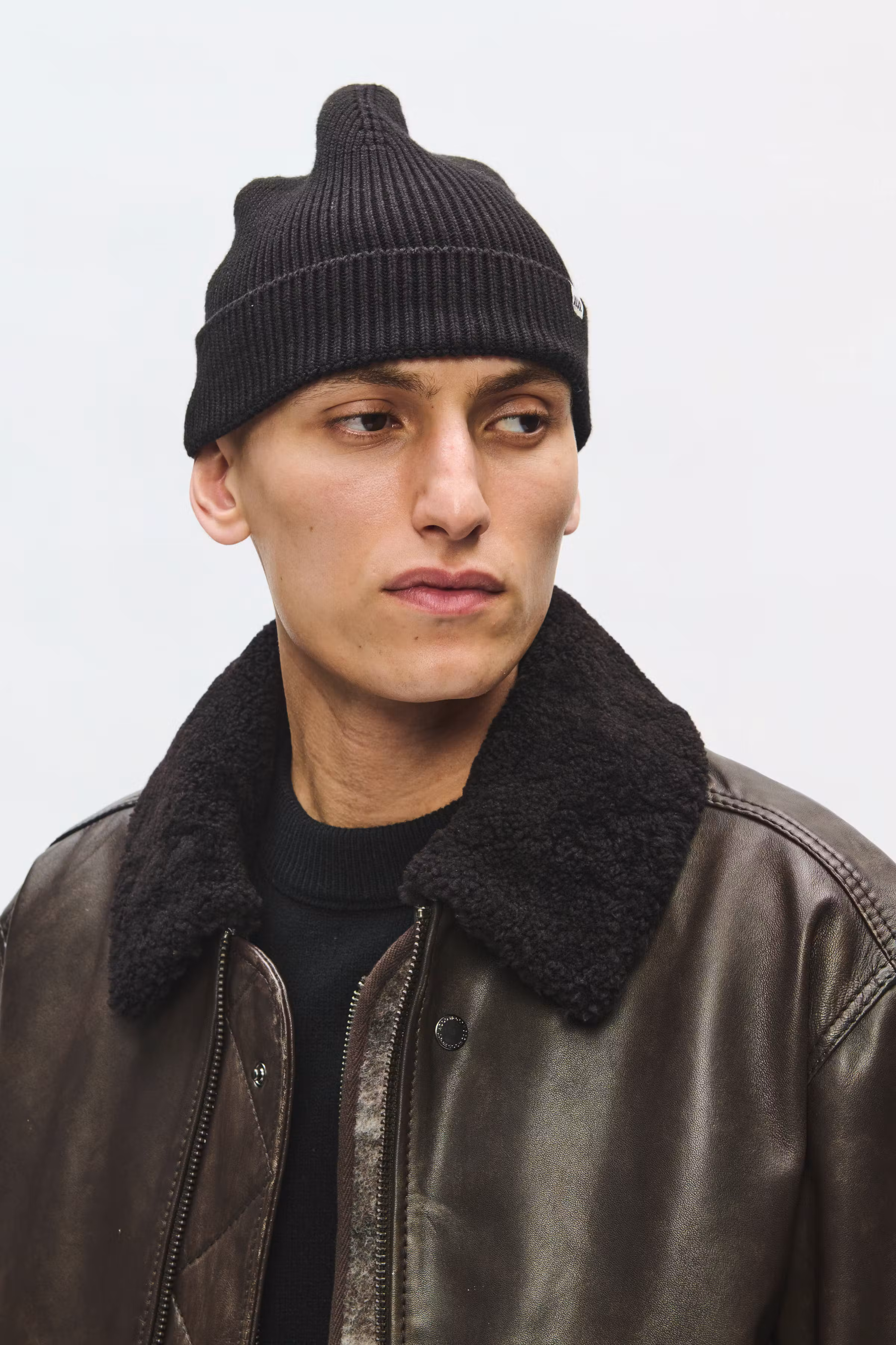 WWEddie beanie LOOKBOOK DETAIL 30251647-303700