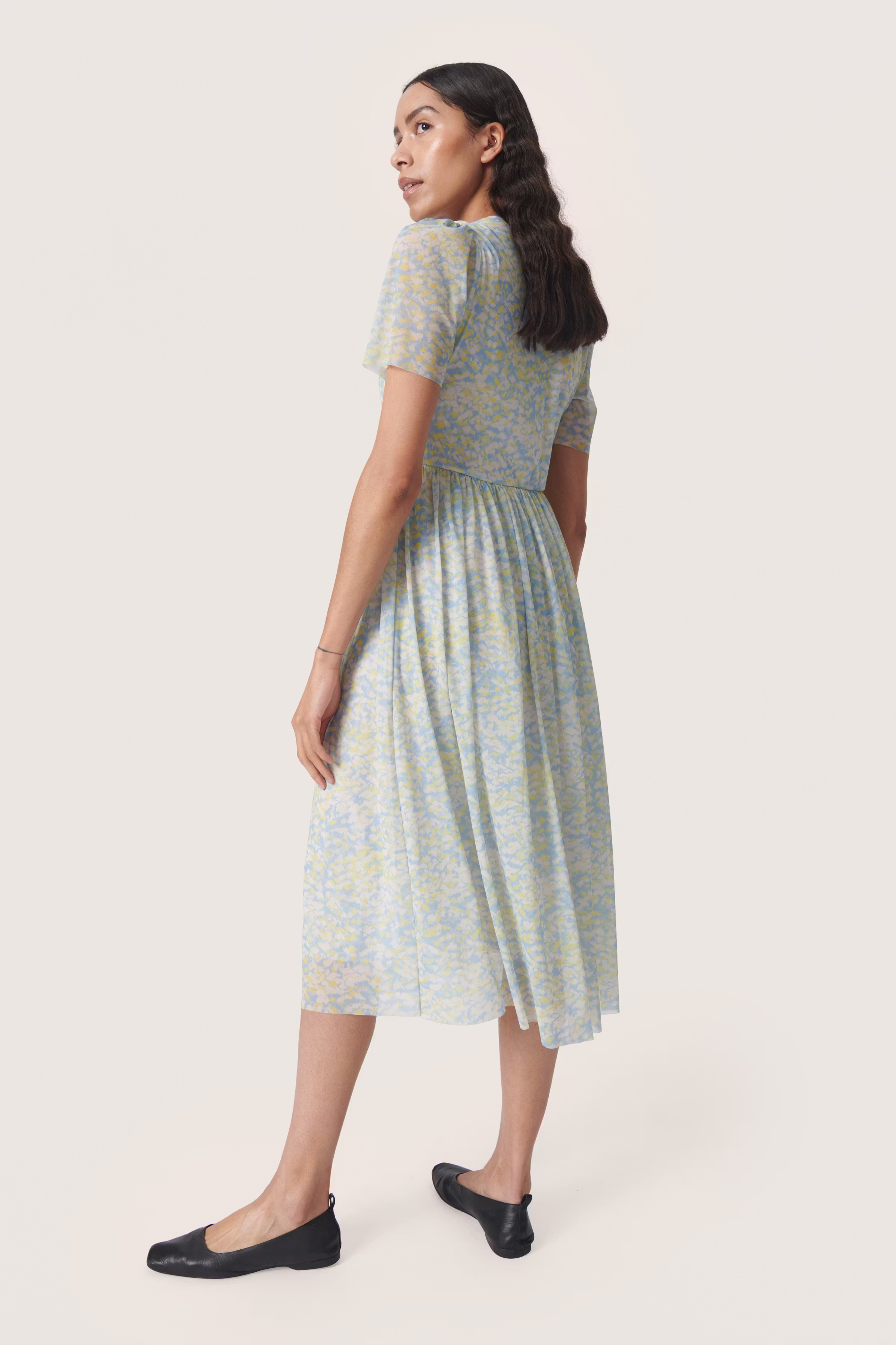 SLAmela Kjole LOOKBOOK BACK 30407491-302997