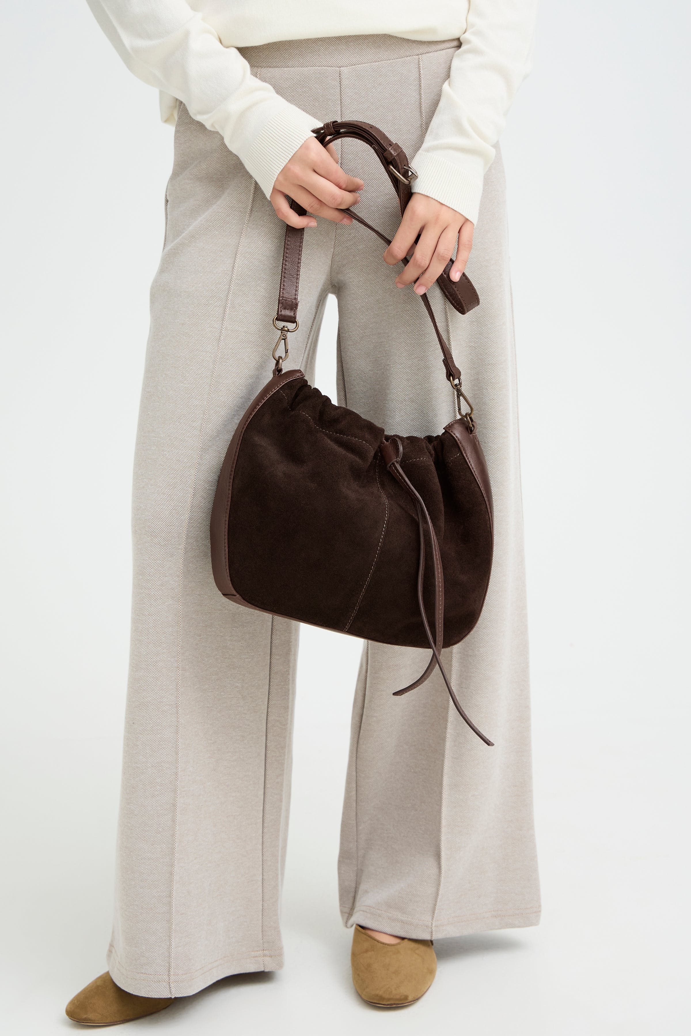 IAANNABELL Bag LOOKBOOK FRONT 20125358-191419