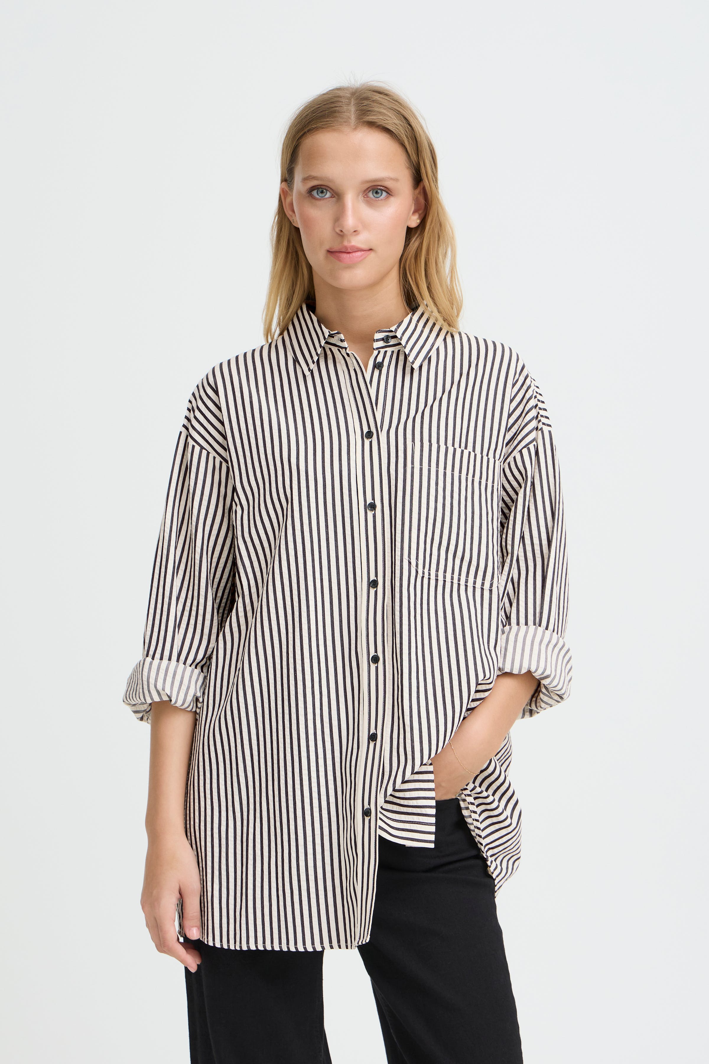 IHESTRA Skjorta LOOKBOOK FRONT 20125067-900003300