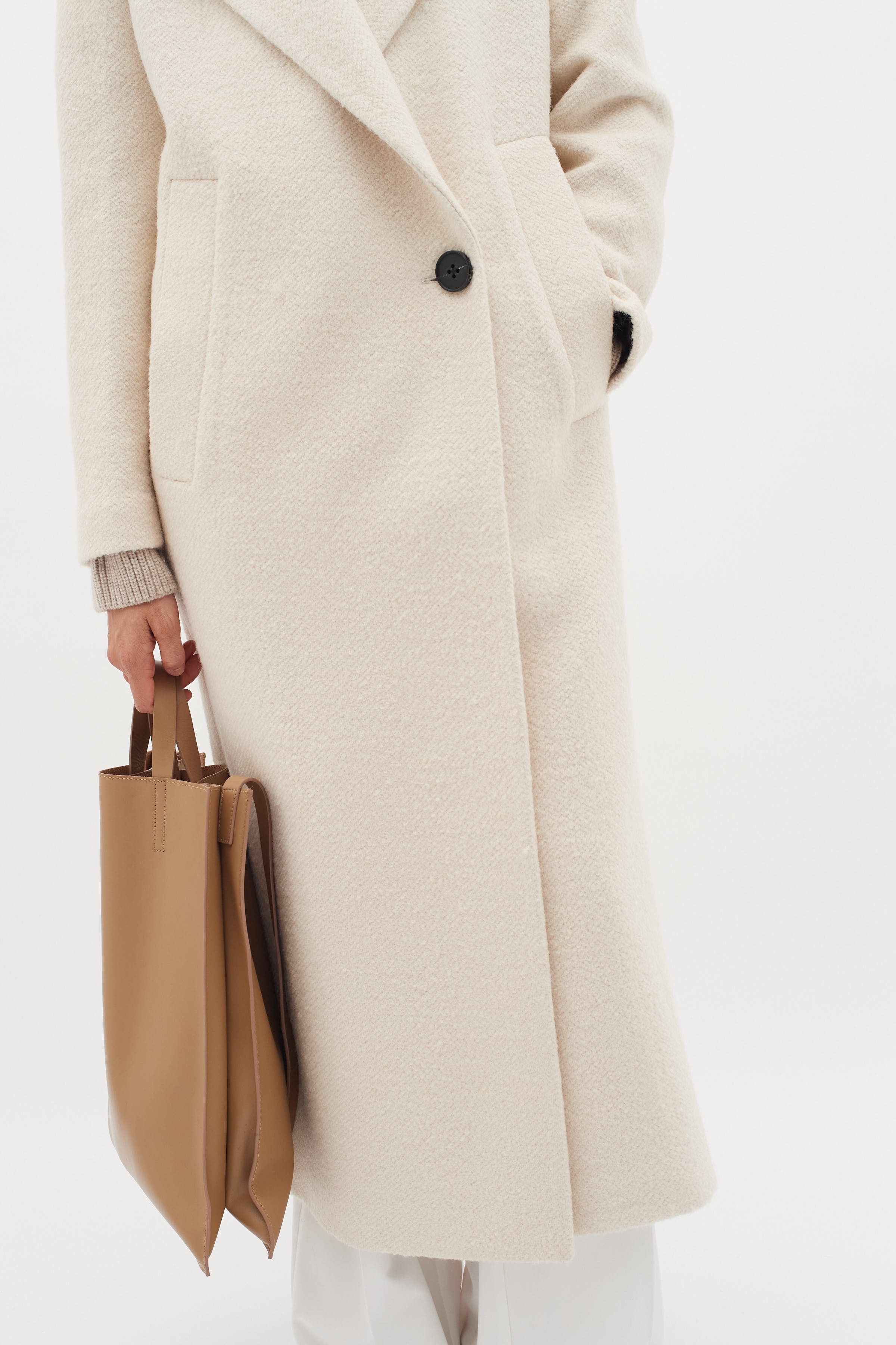 TanayIW Mantel LOOKBOOK DETAIL 30109492-120601