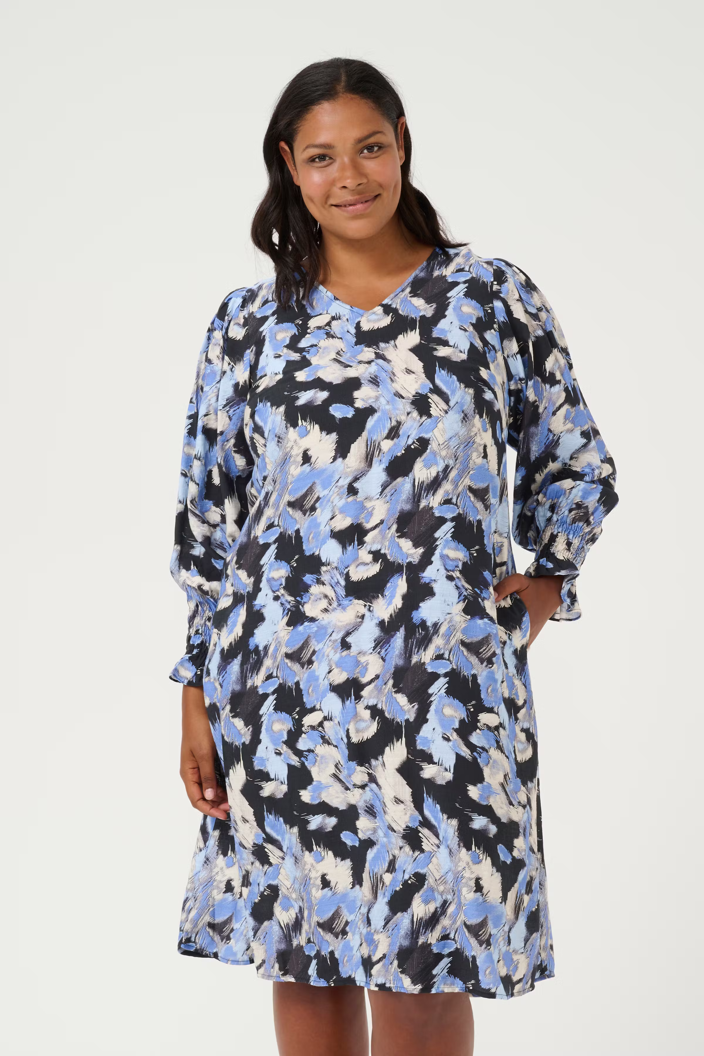 KCtoria Klänning LOOKBOOK FRONT 10582860-106806