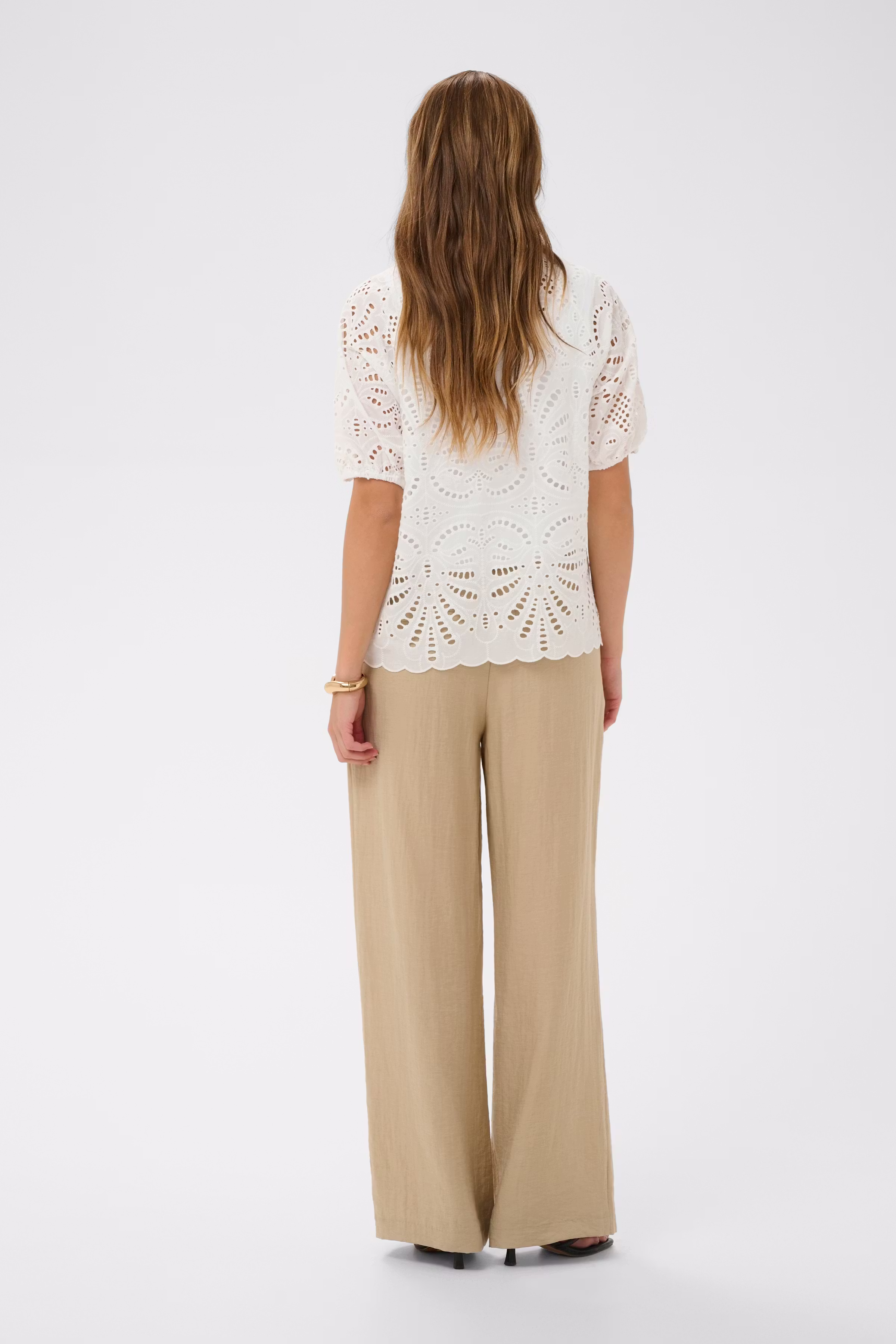 CUakeena Blouse LOOKBOOK BACK 50113210-500013