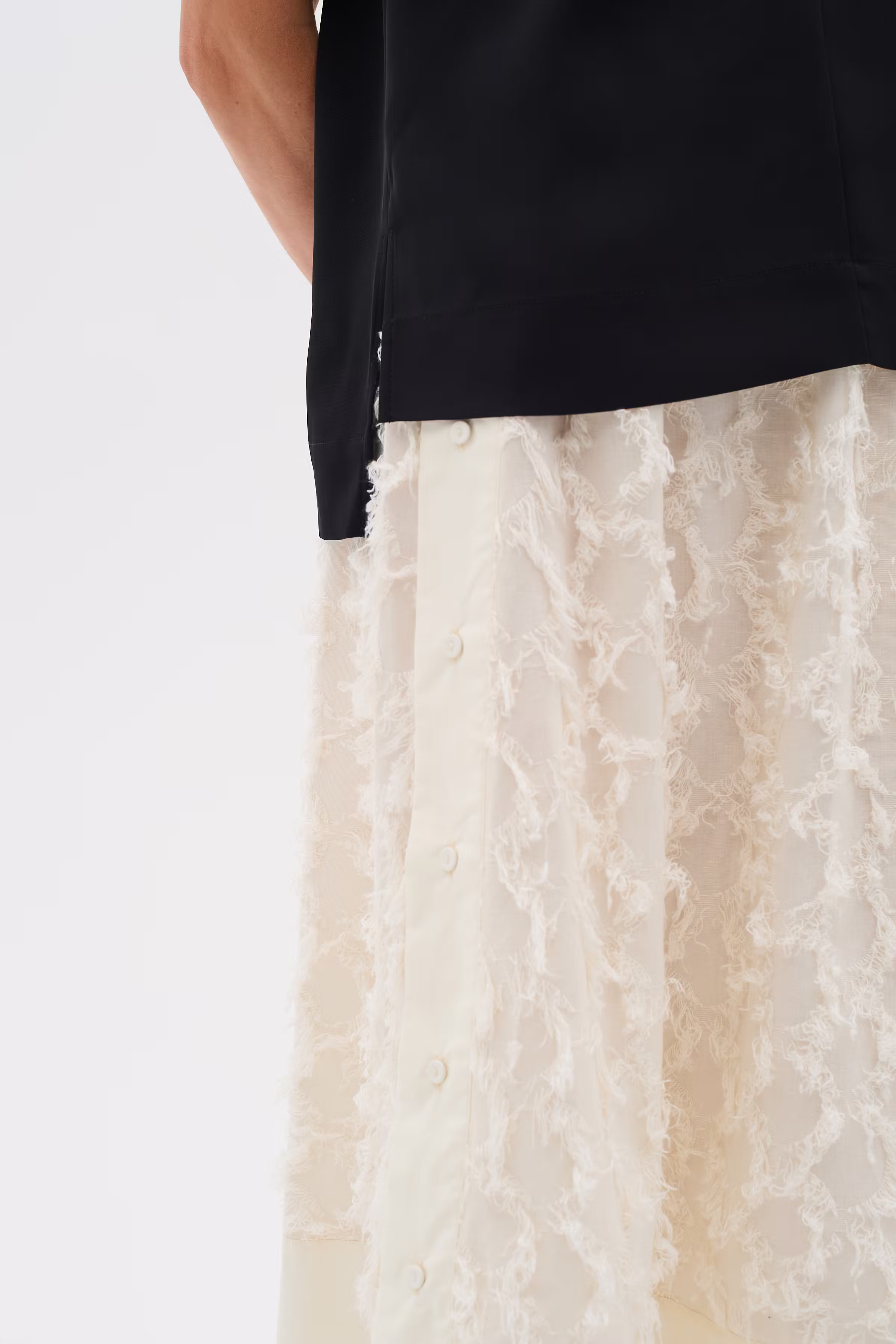 FionaIW Skirt LOOKBOOK DETAIL 30110411-110701