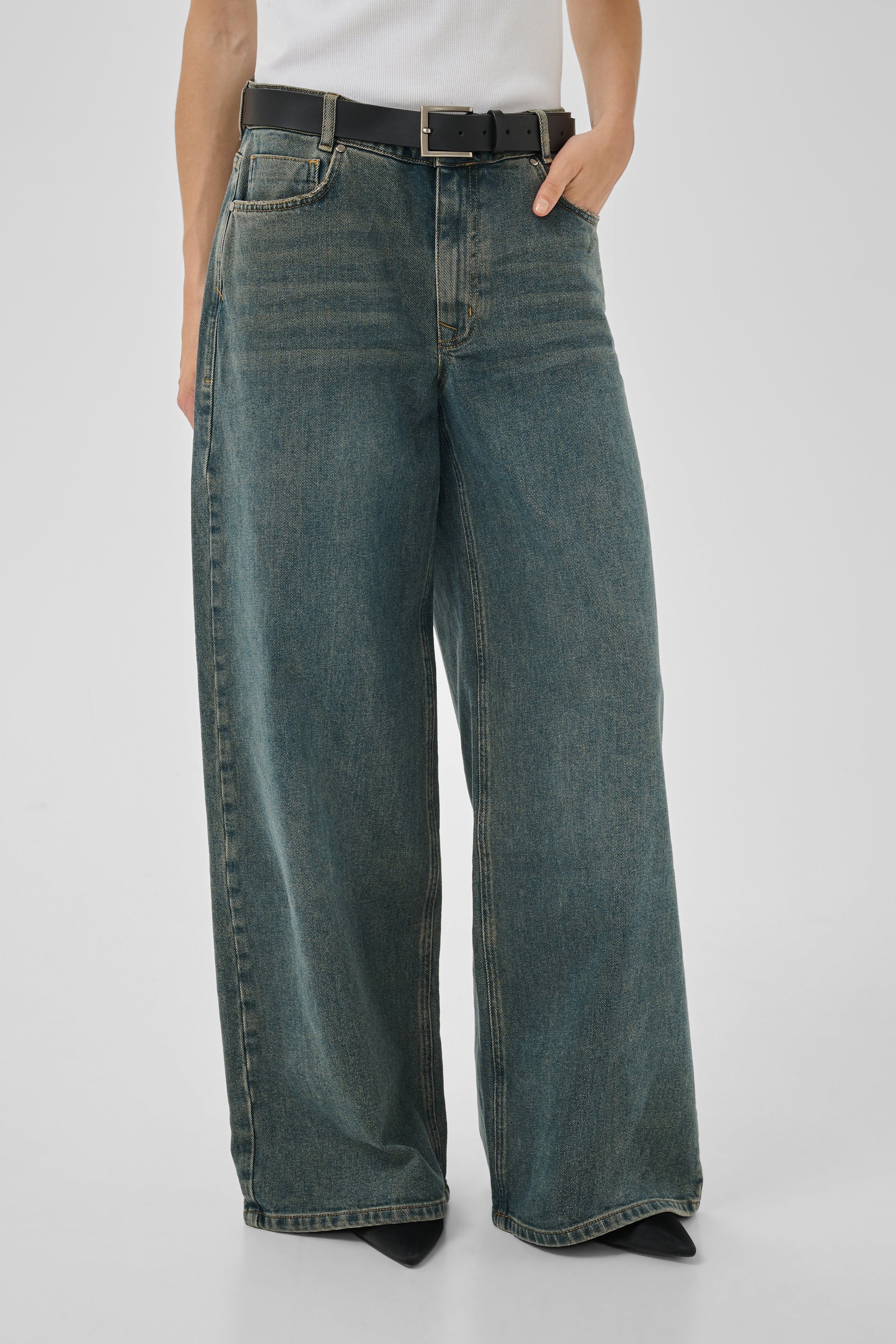 MWNida Jeans LOOKBOOK FRONT 10705841-100066