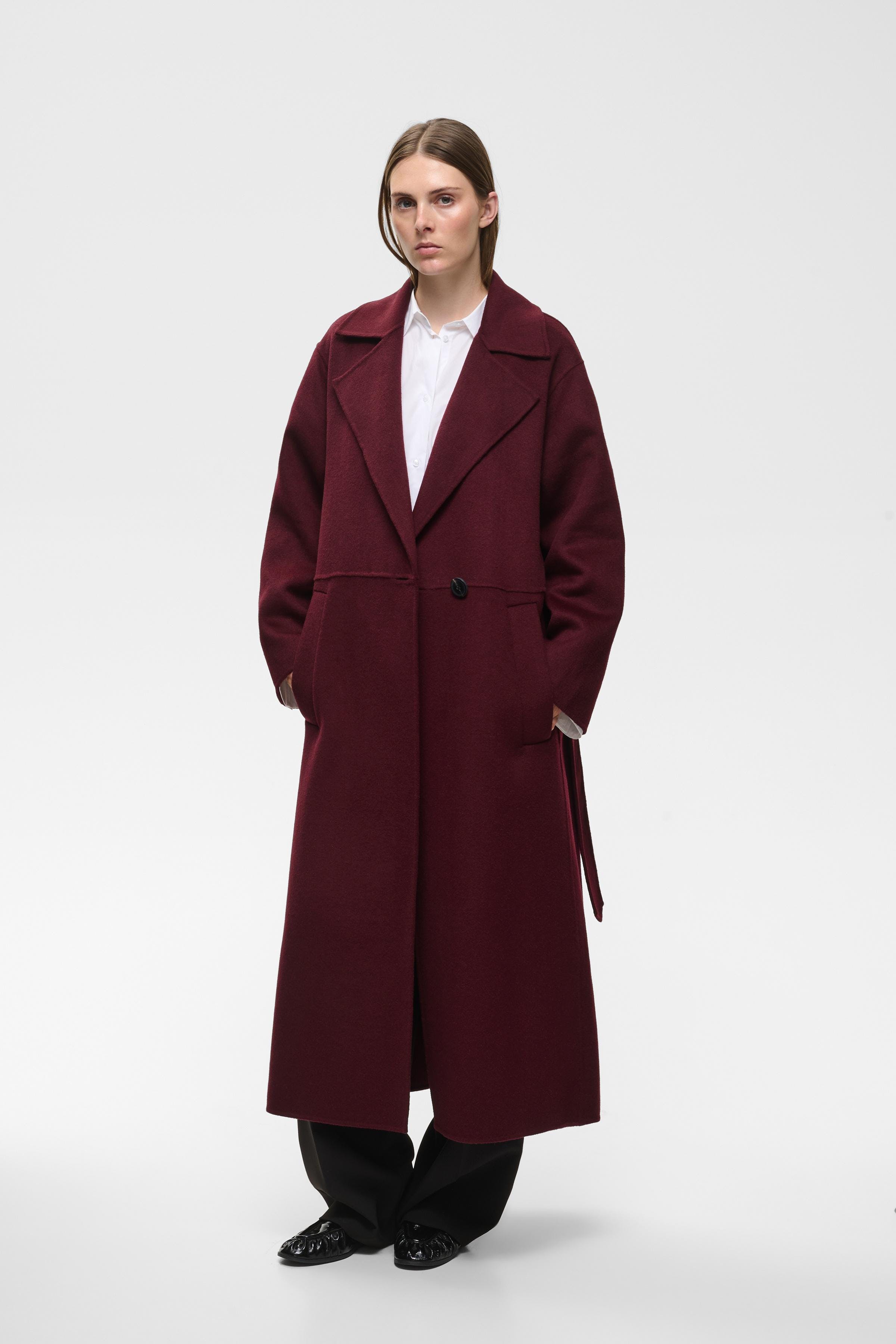 ZILLAIW Mantel LOOKBOOK FRONT 30112654-191522
