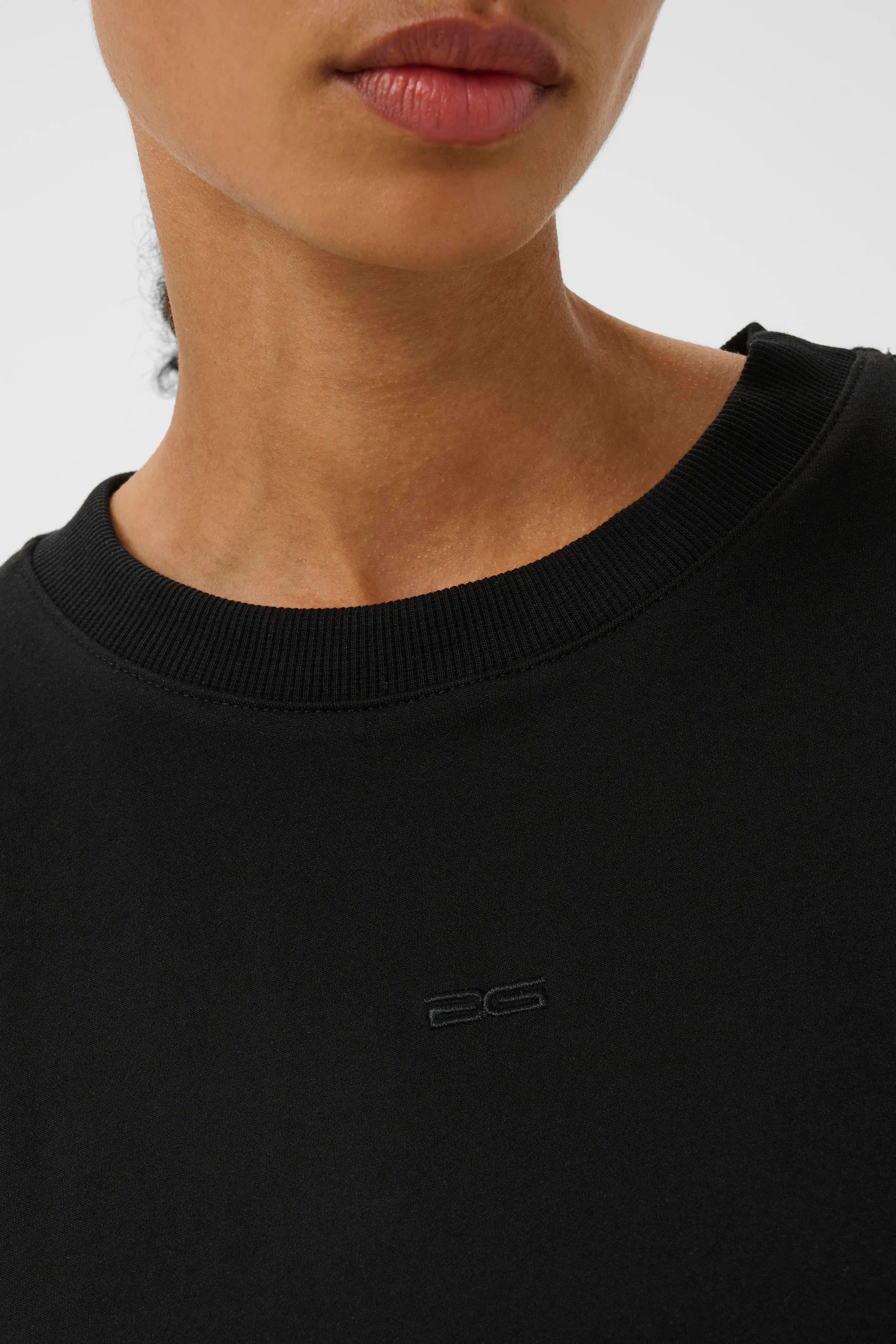 GZamina T-shirt LOOKBOOK DETAIL 10911231-100017